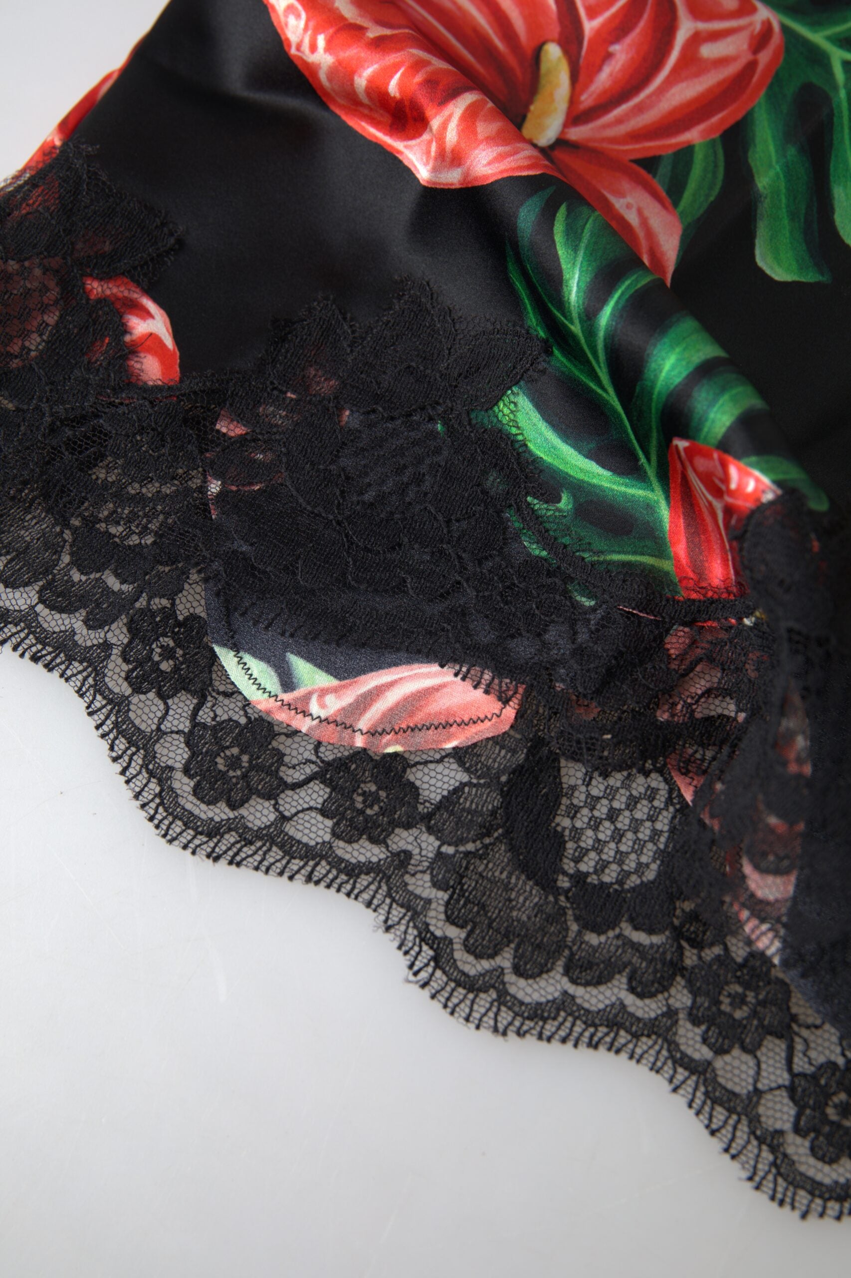 Dolce & Gabbana Seidentop Unterwäsche mit schwarzem Anthurien-Print