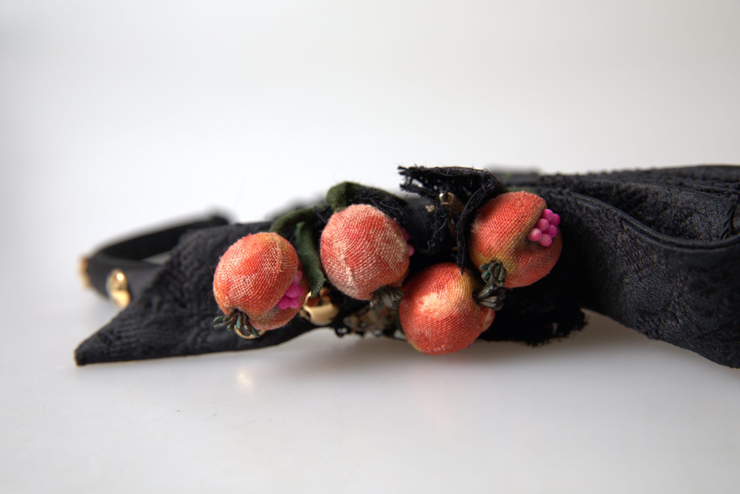 Dolce & Gabbana Schwarzes Diadem-Stirnband mit mehrfarbigen Feigenfrüchten und Kristallen