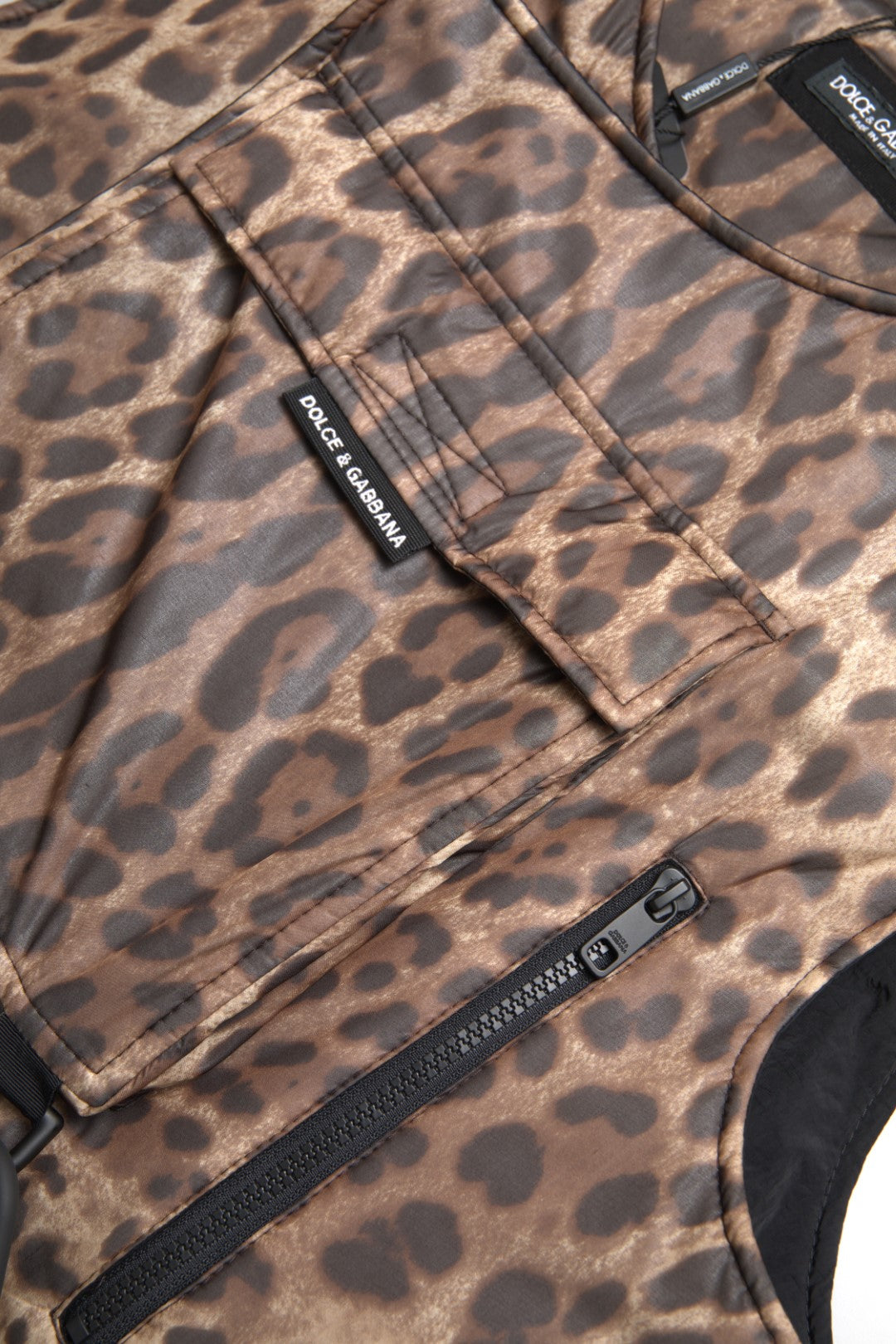 Dolce & Gabbana Braune ärmellose Sportbekleidung aus Seide mit Leopardenmuster