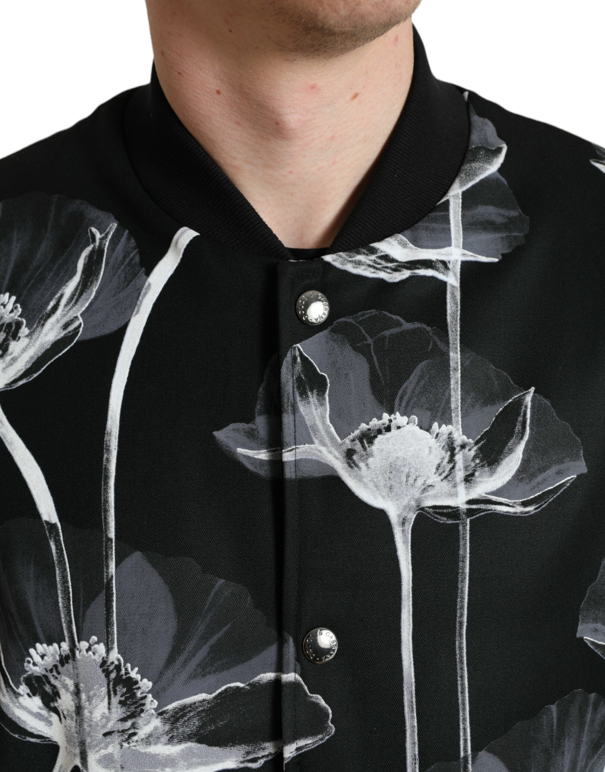Dolce & Gabbana Schwarze Bomberjacke aus Wolle mit Blumenmuster und Knopfleiste