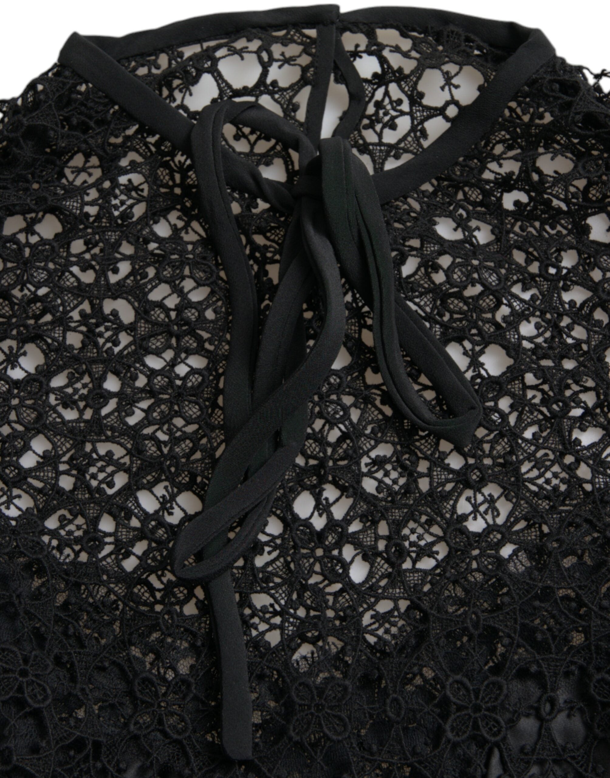 Dolce & Gabbana Schwarze Bluse aus Blumenspitze mit kurzen Ärmeln