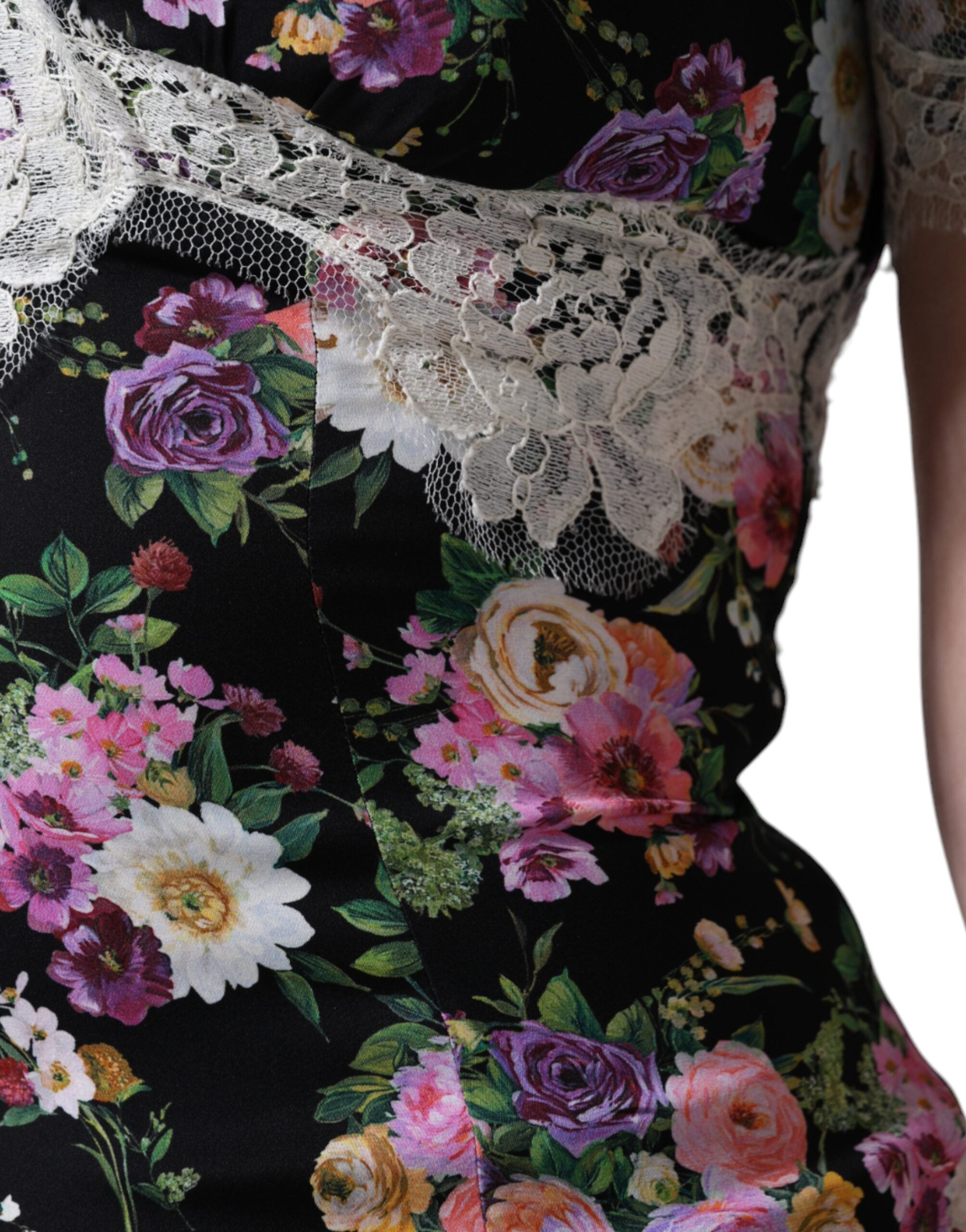 Dolce & Gabbana Schwarze Bluse aus Blumenspitze mit kurzen Ärmeln