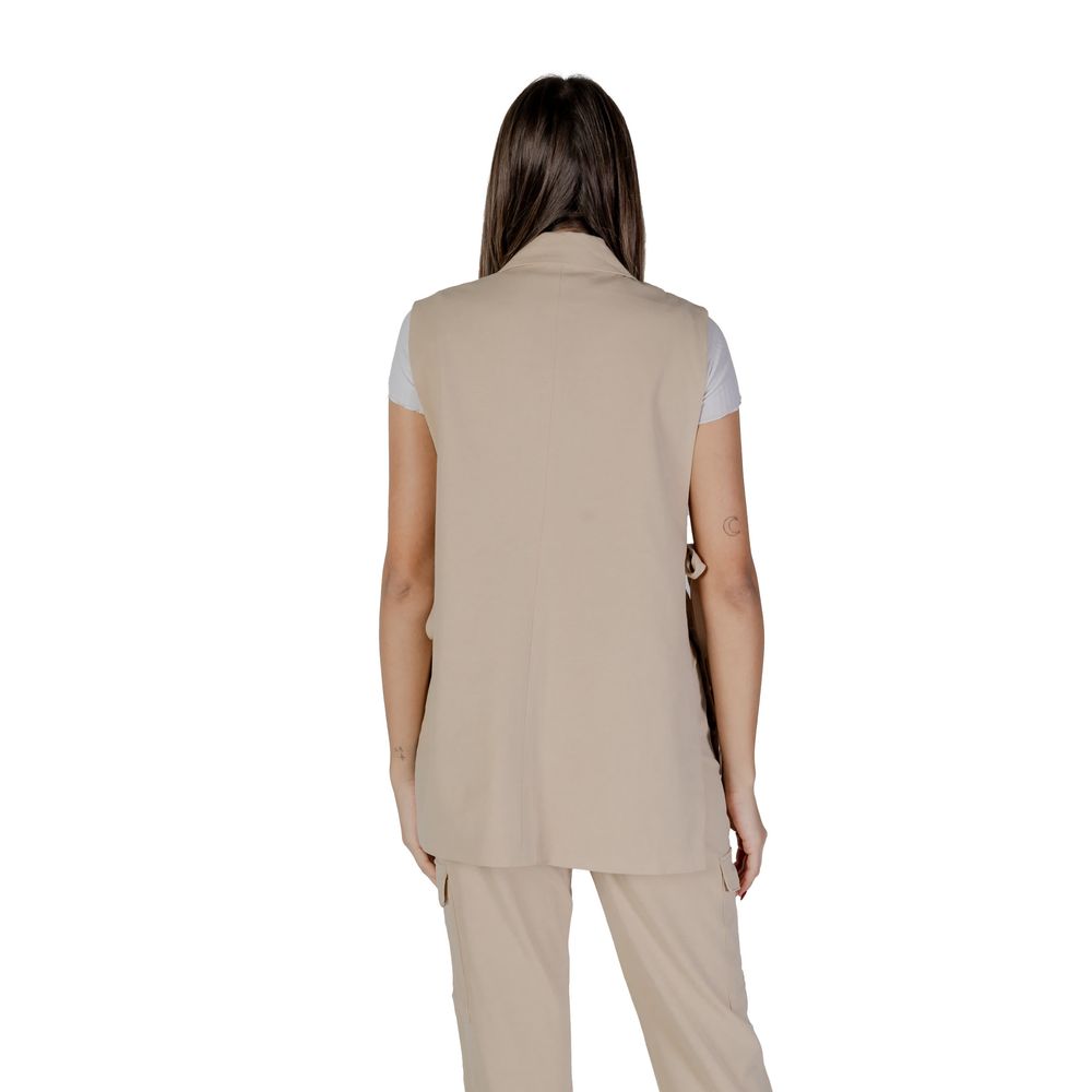 B.Young Beige Weste aus Polyester