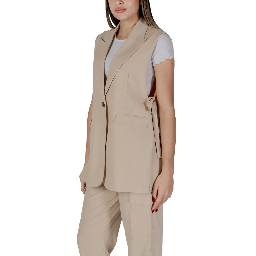 B.Young Beige Weste aus Polyester