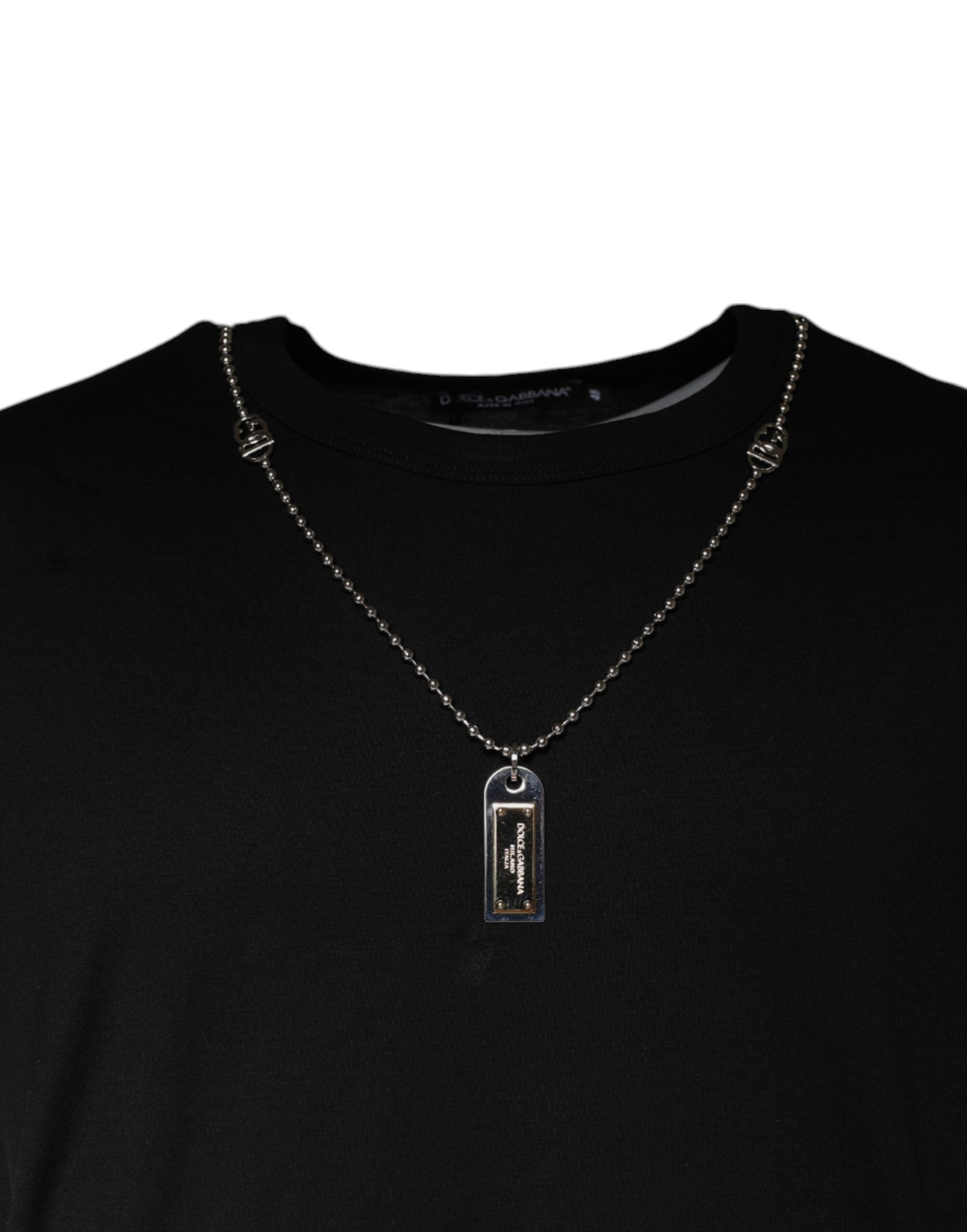 Dolce & Gabbana Schwarzes T-Shirt aus Baumwolle mit bestickter Halskette
