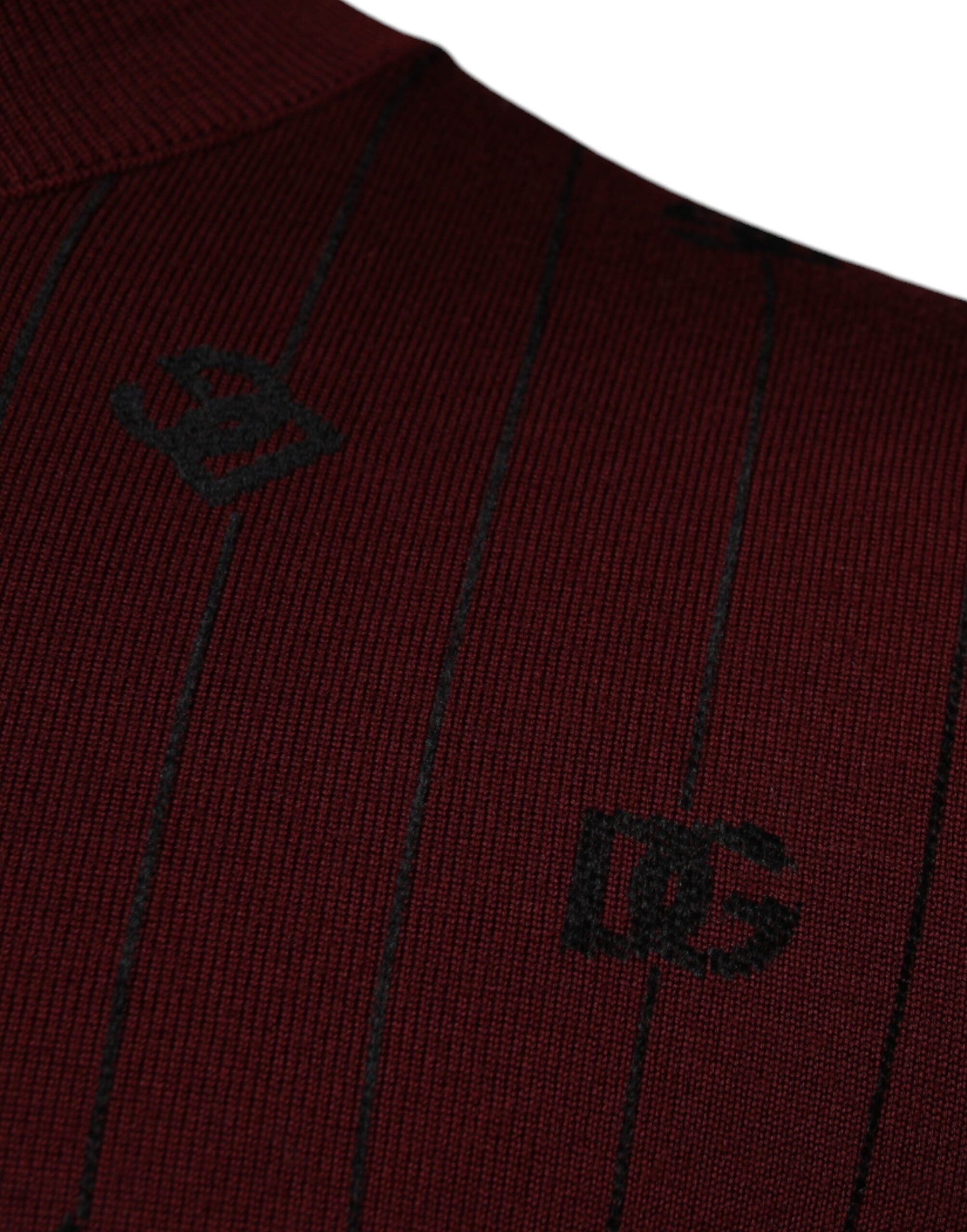 Dolce & Gabbana bordeauxroter Monogramm Rollkragenpullover