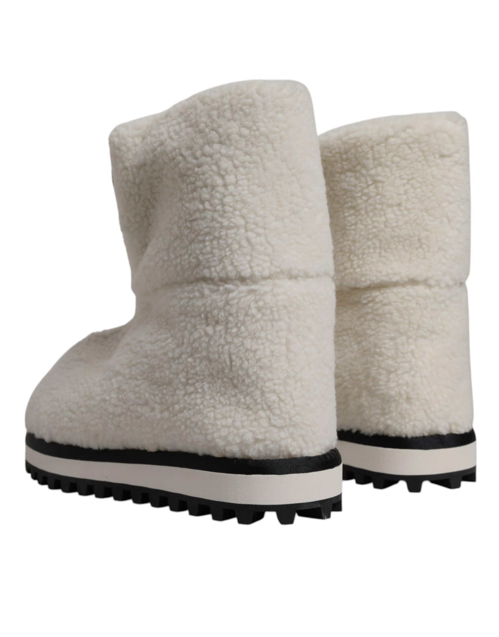 Dolce & Gabbana Weiße Plüsch-Logo Gepolsterte Wadenhohe Stiefel Schuhe