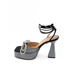 MACH & MACH Sandaletten aus schwarzem Leder mit Stilettoabsatz