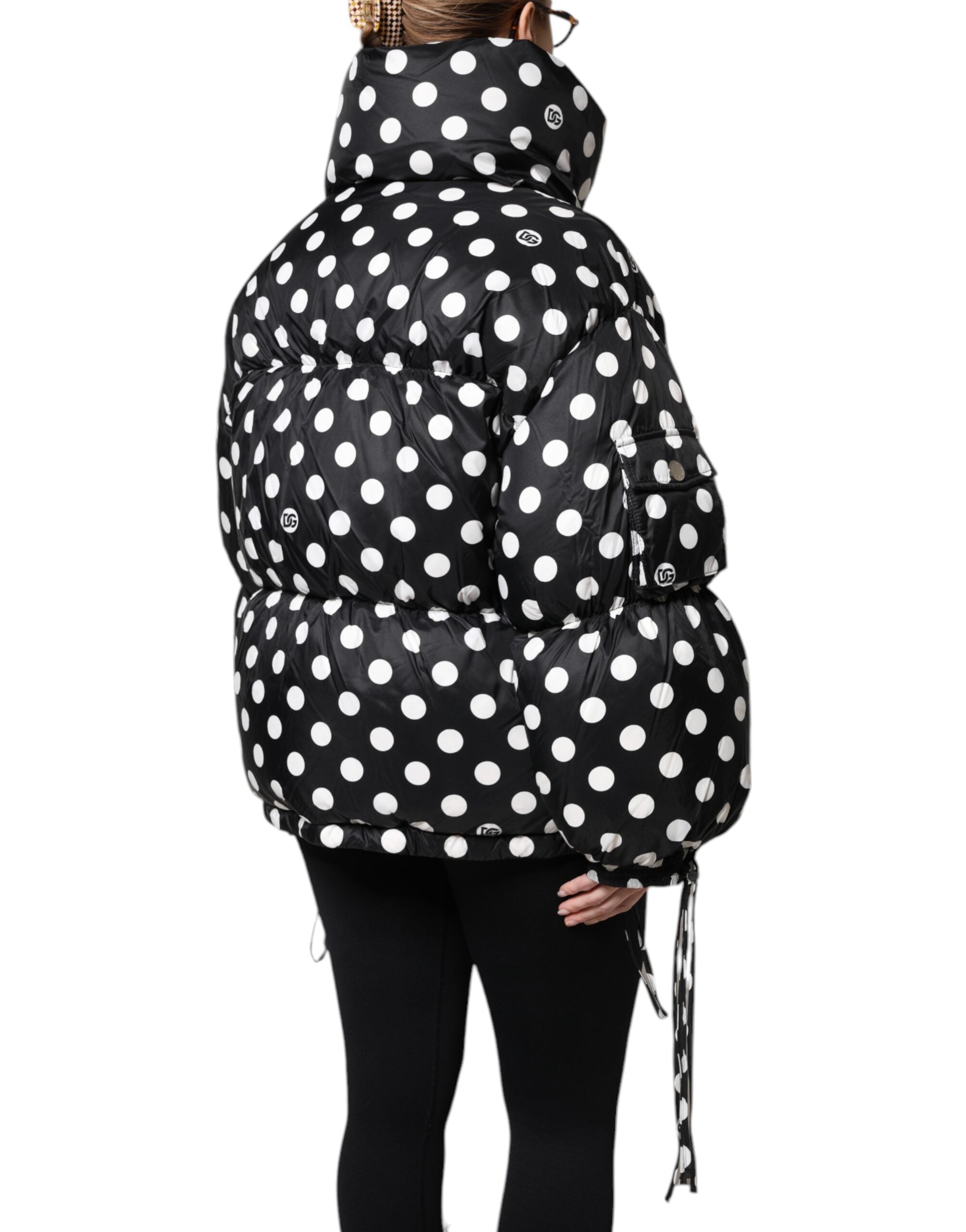 Dolce & Gabbana Schwarze weiße gepunktete Pufferjacke mit durchgehendem Reißverschluss