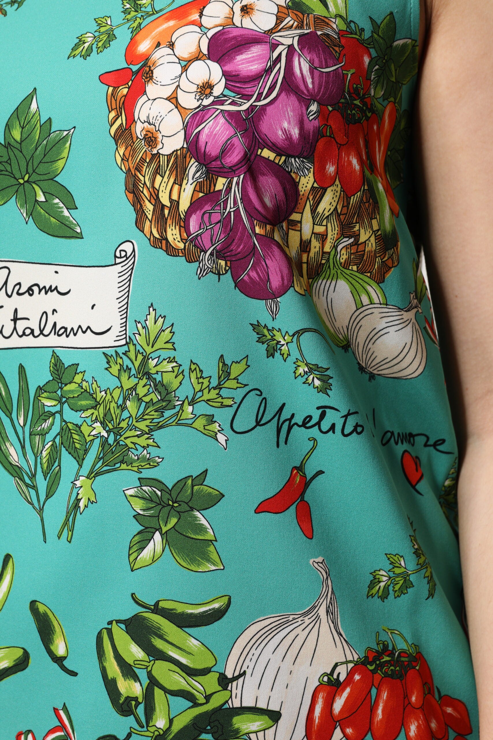 Dolce & Gabbana Ärmelloses Tanktop aus Seide mit mehrfarbigem Blumenmuster