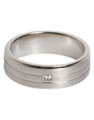 Dolce & Gabbana Zilverkleurige Messing Heldere Kristal DG Logo Ring