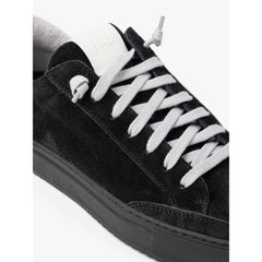 P448 Schwarze Sneaker aus Wildleder