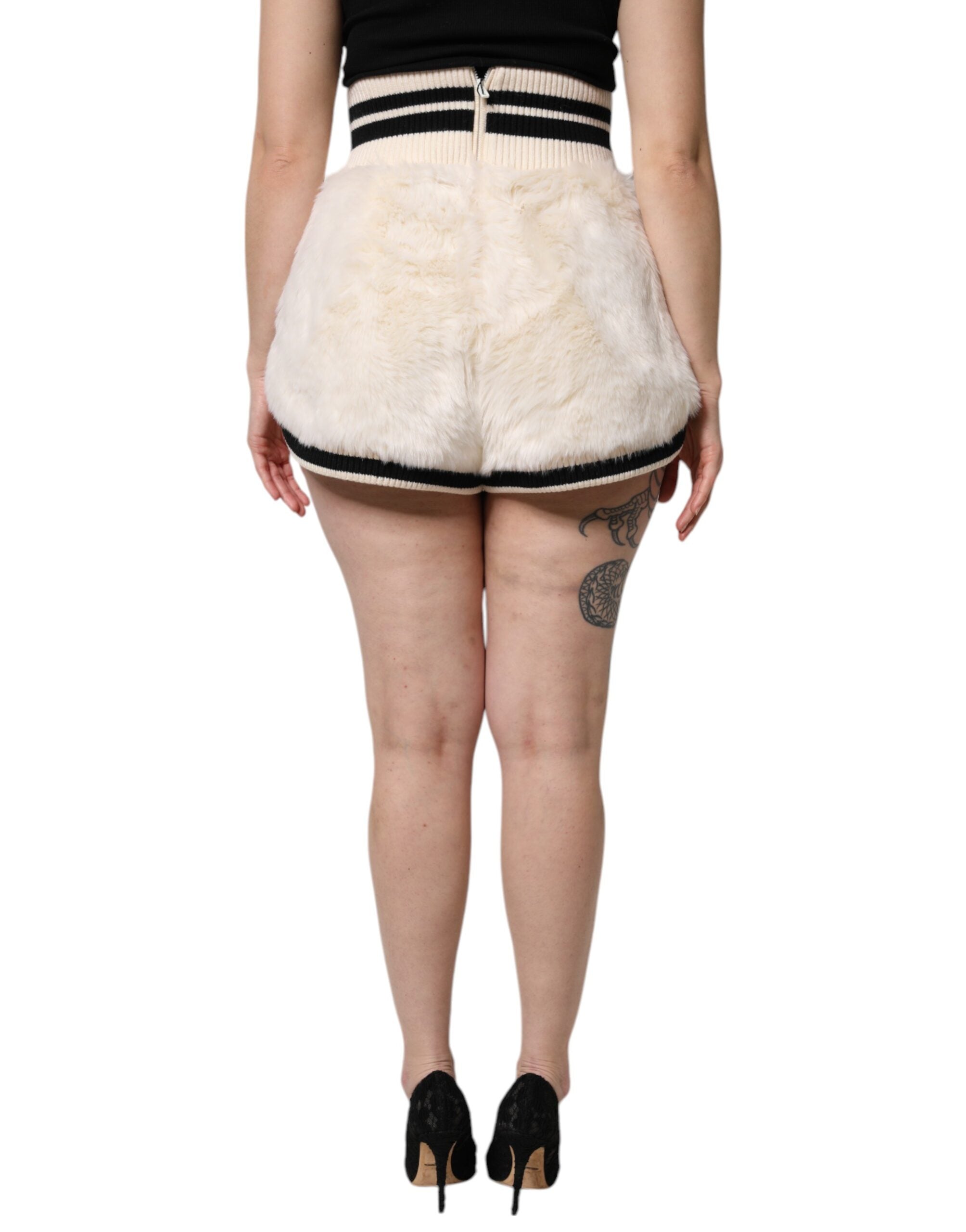 Dolce & Gabbana Weiße Kunstpelz-Hotpants mit hohem Bund