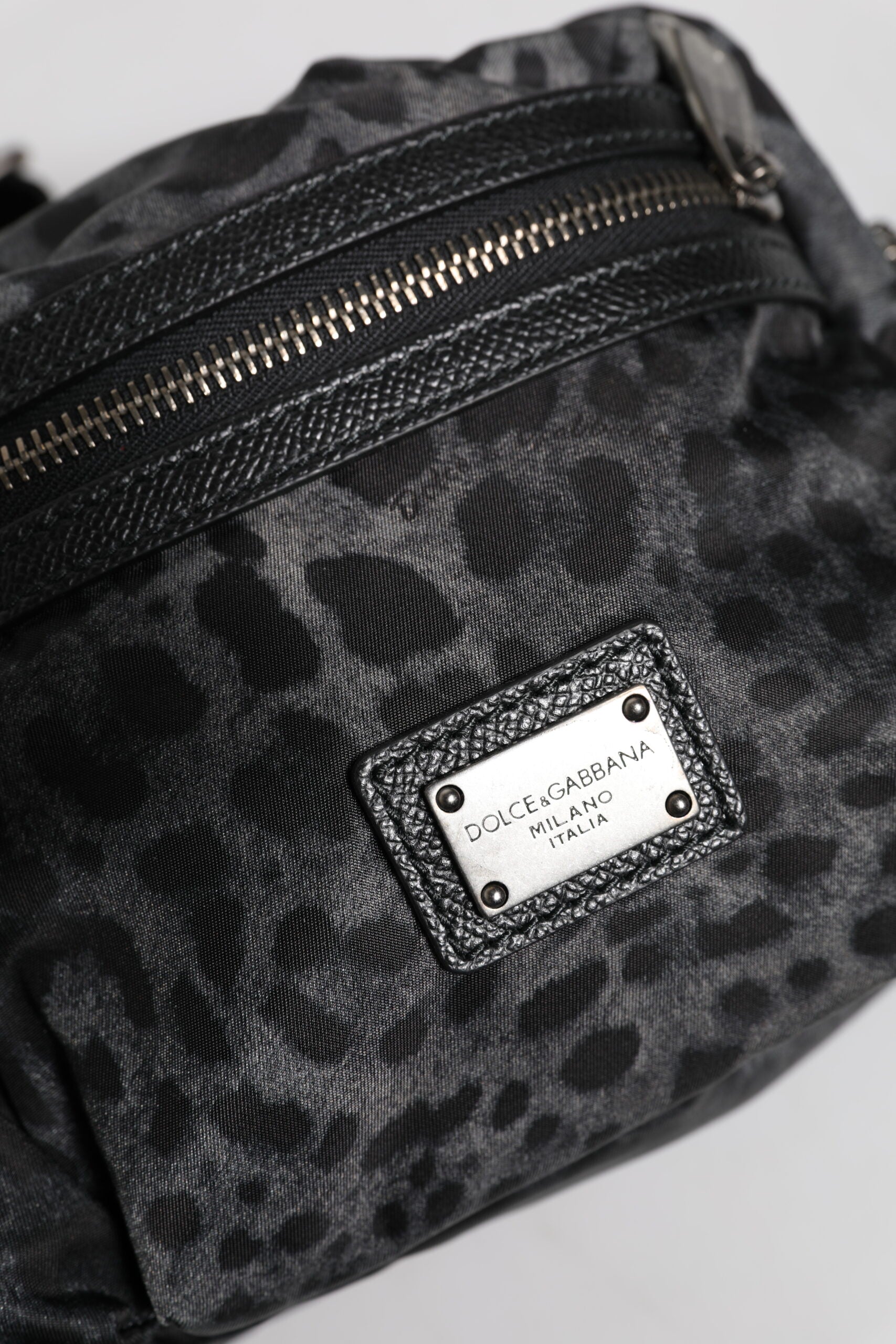 Dolce & Gabbana Schwarz Grau Leopard DG Logo Gürtel Bauchtasche