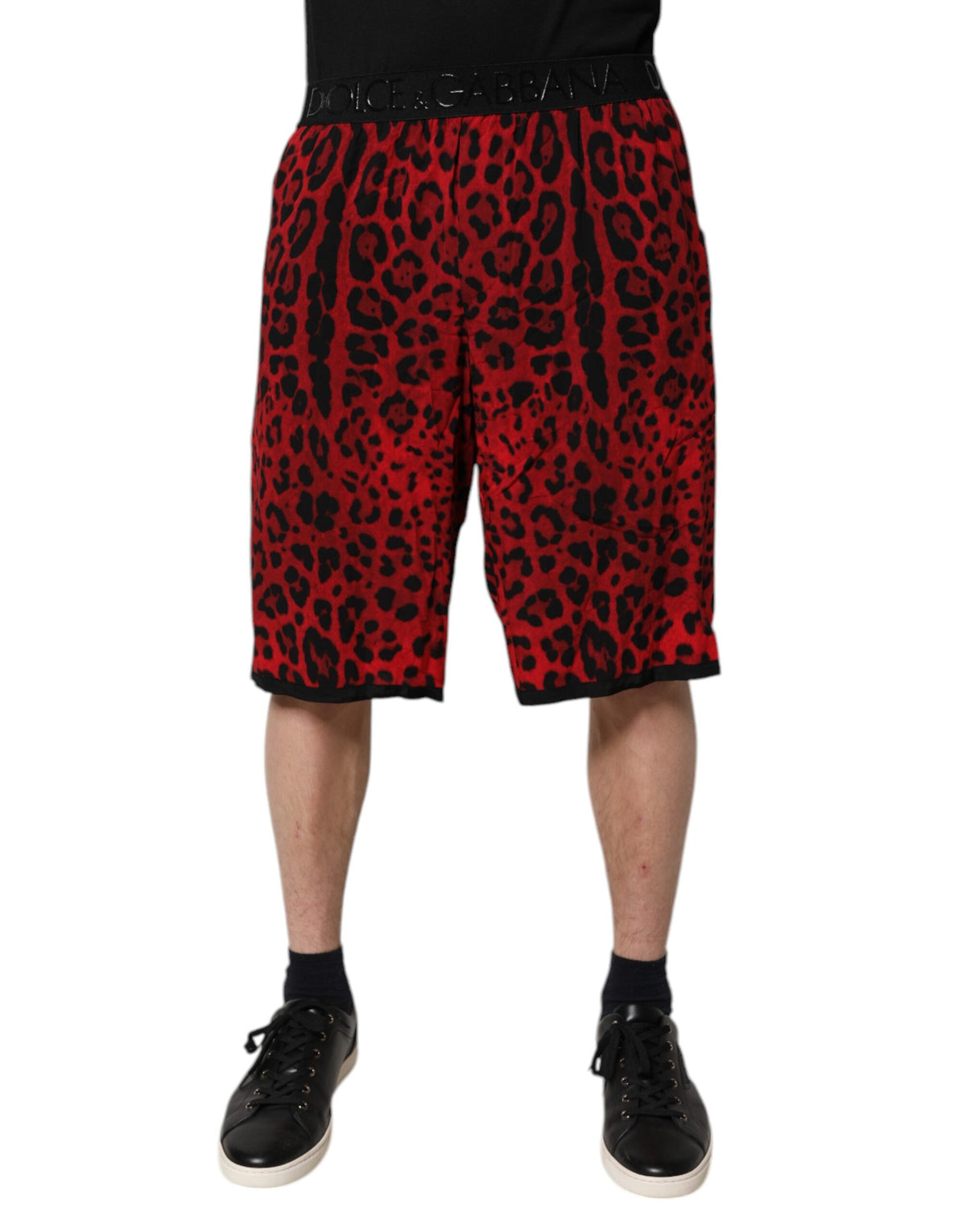 Dolce & Gabbana Rote Viskose-Bermudashorts mit Leopardenmuster