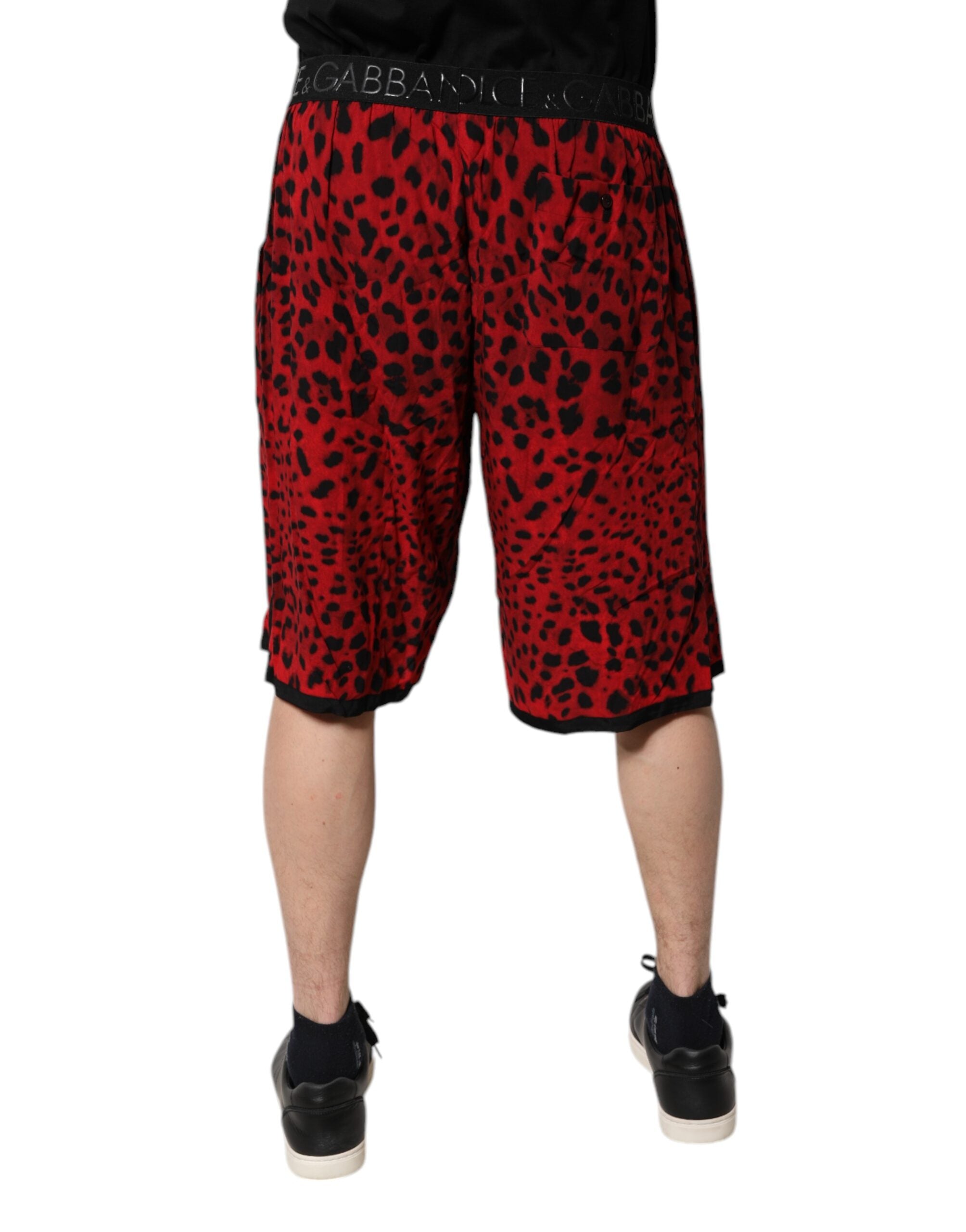 Dolce & Gabbana Rote Viskose-Bermudashorts mit Leopardenmuster