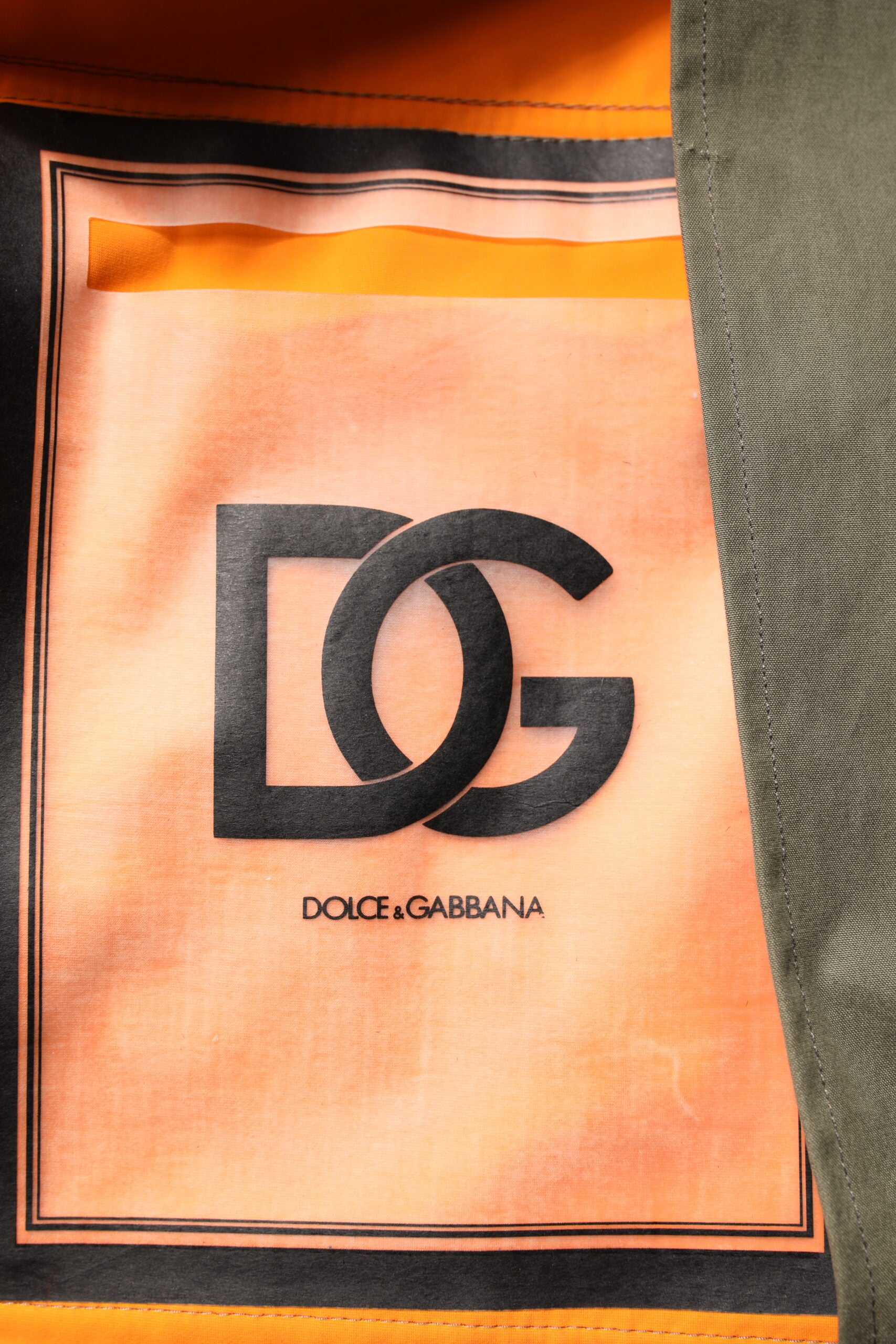 Dolce & Gabbana Multikleurige Camouflage Jas Met Knoopsluiting En Capuchon