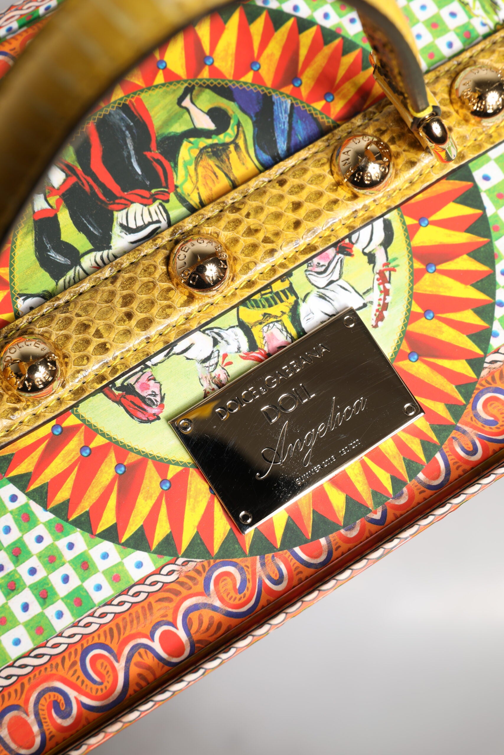 Dolce & Gabbana Rotes Kleid Keramik Porzellan Modebox Leder Sizilien Puppen