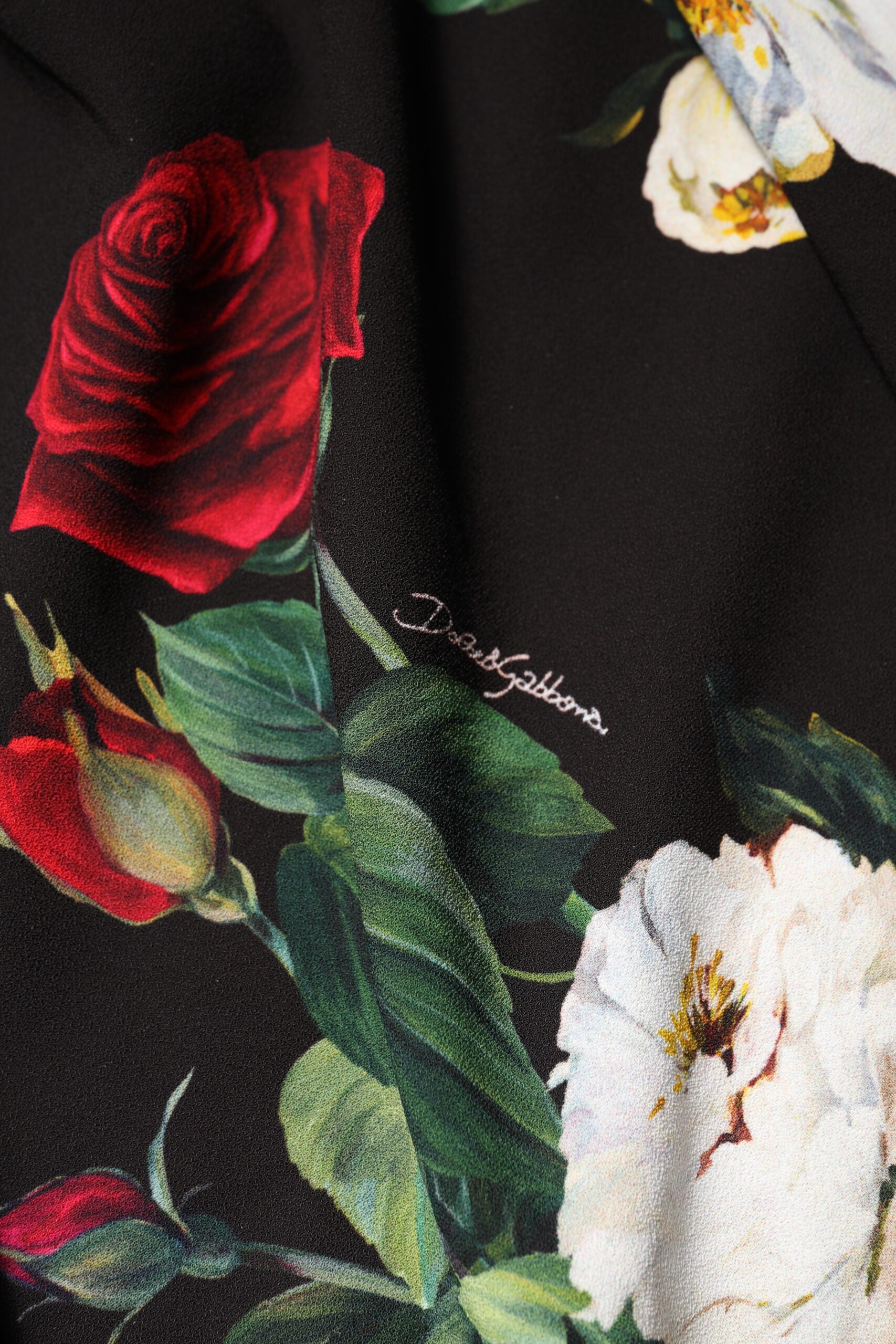Dolce & Gabbana Schwarzes ärmelloses Etuikleid mit Blumenmuster