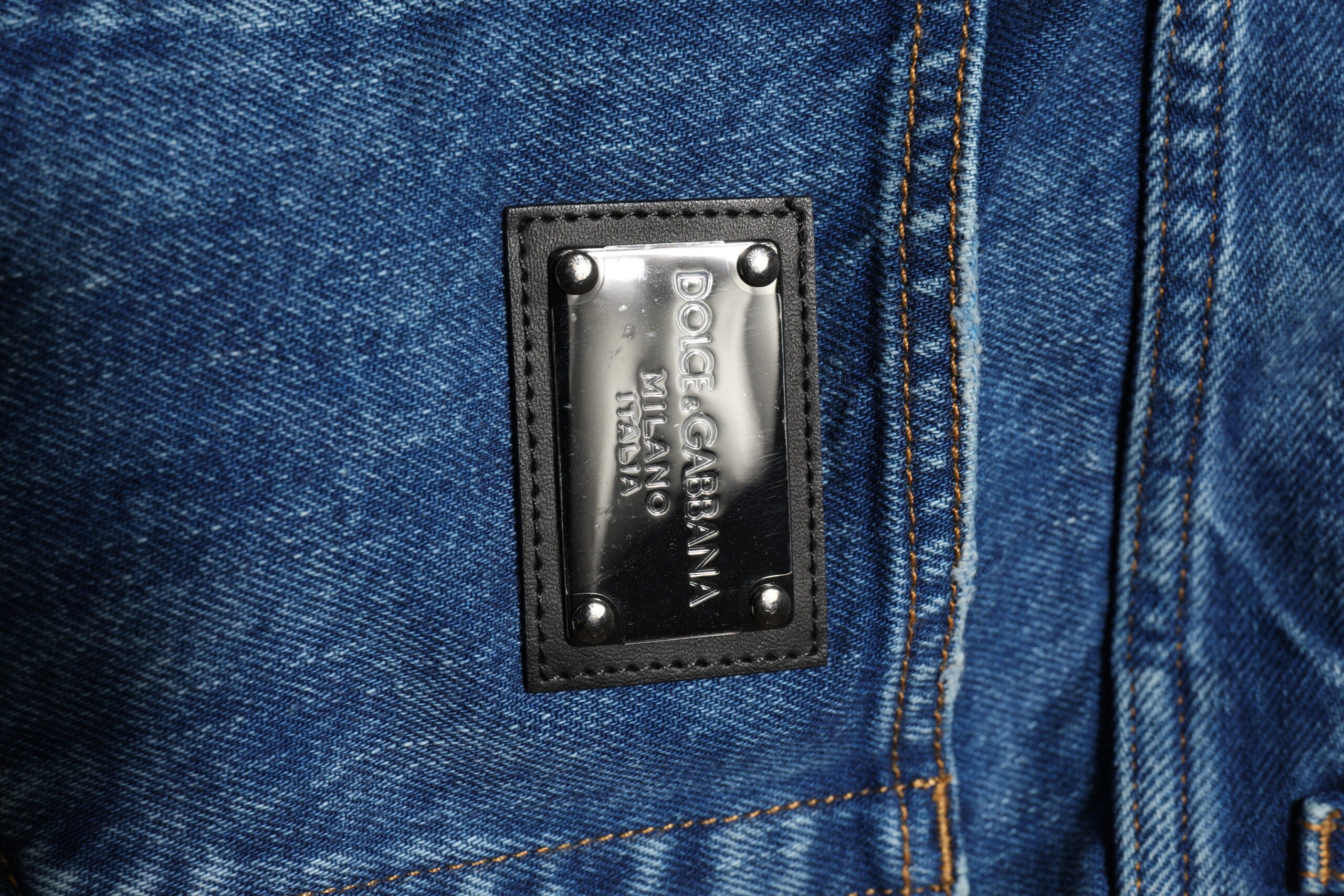Dolce & Gabbana Blaue Baumwoll-Denim-Jeans mit Logo-Plakette