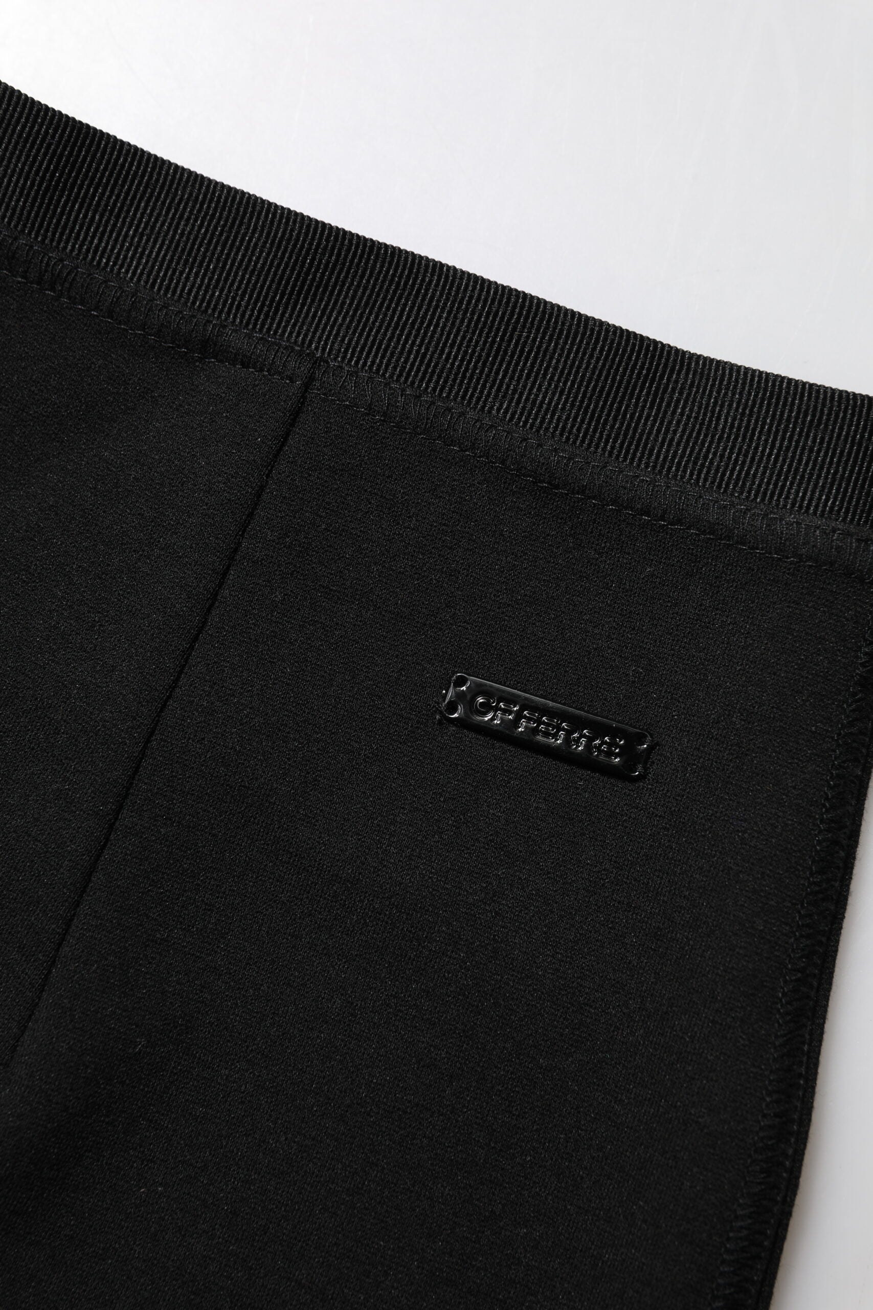 GF Ferre Schwarzer Polyester Bleistiftrock knielang