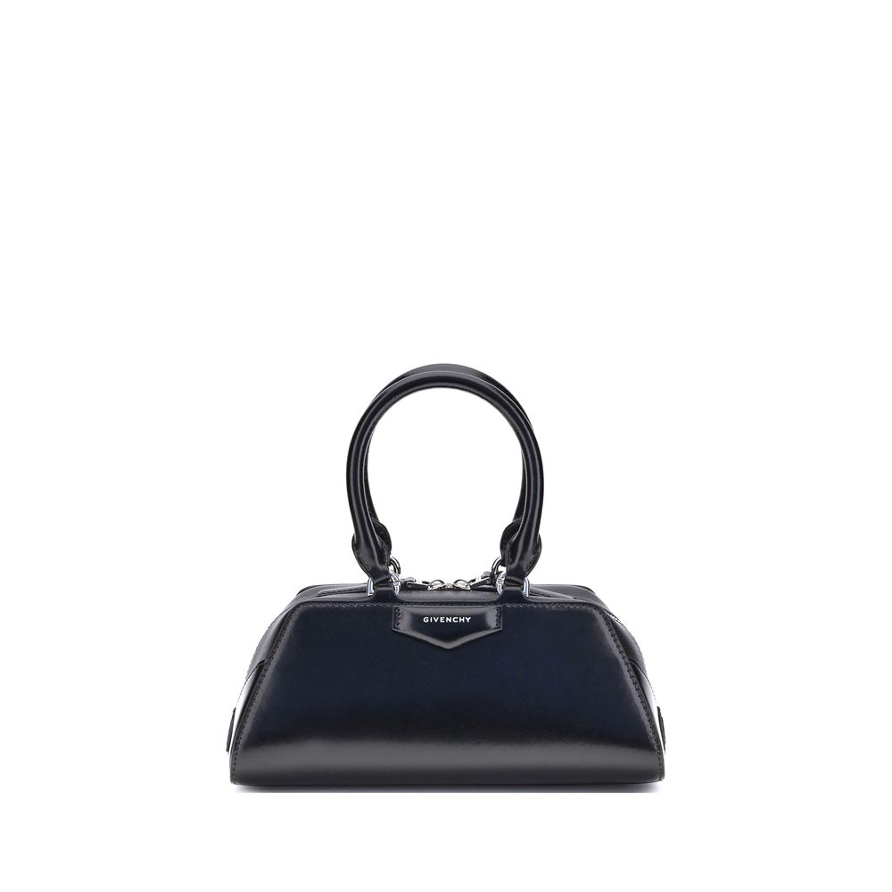 Givenchy Handtasche aus schwarzem Kalbsleder Bos Taurus