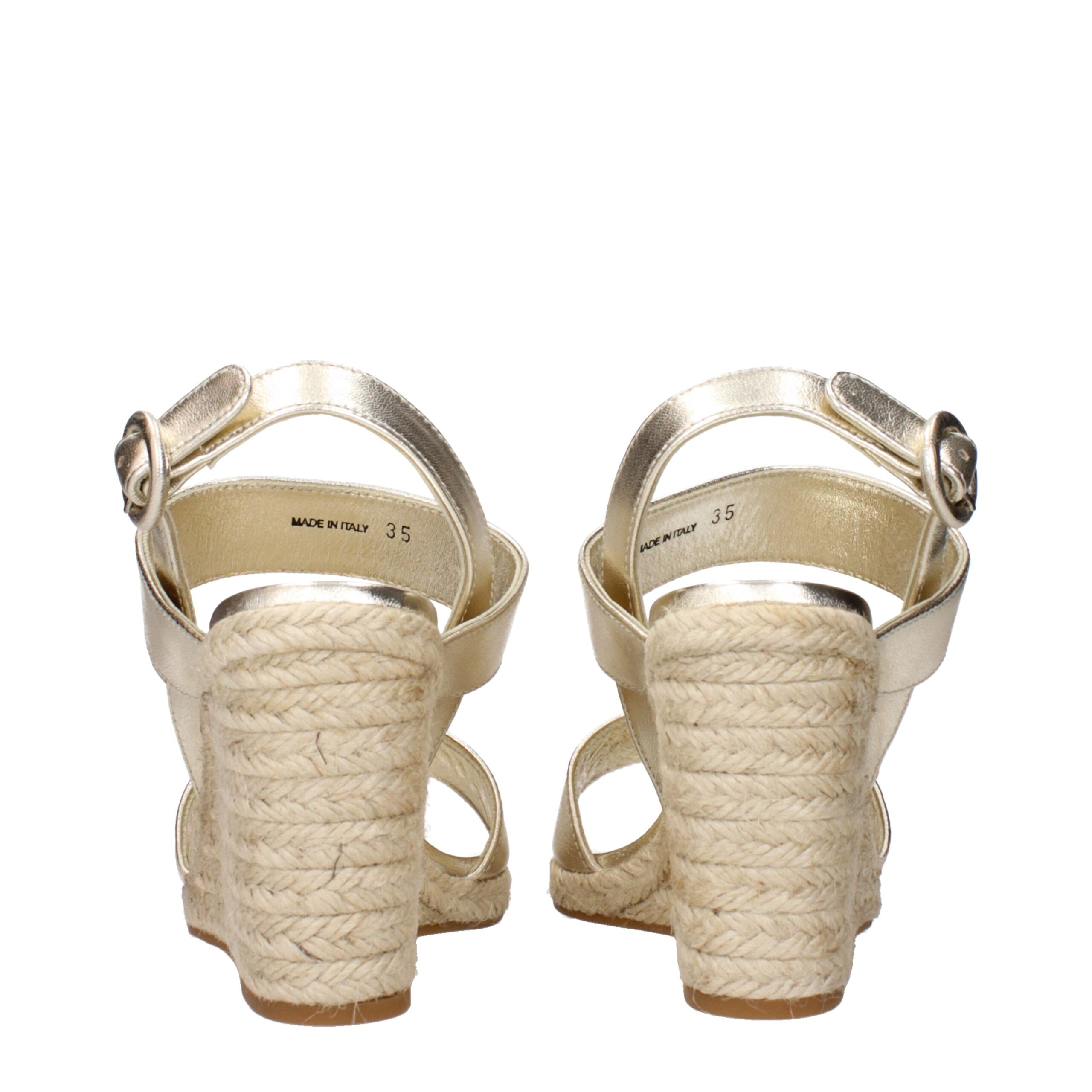 Prada Keilsandalen aus goldfarbenem Leder