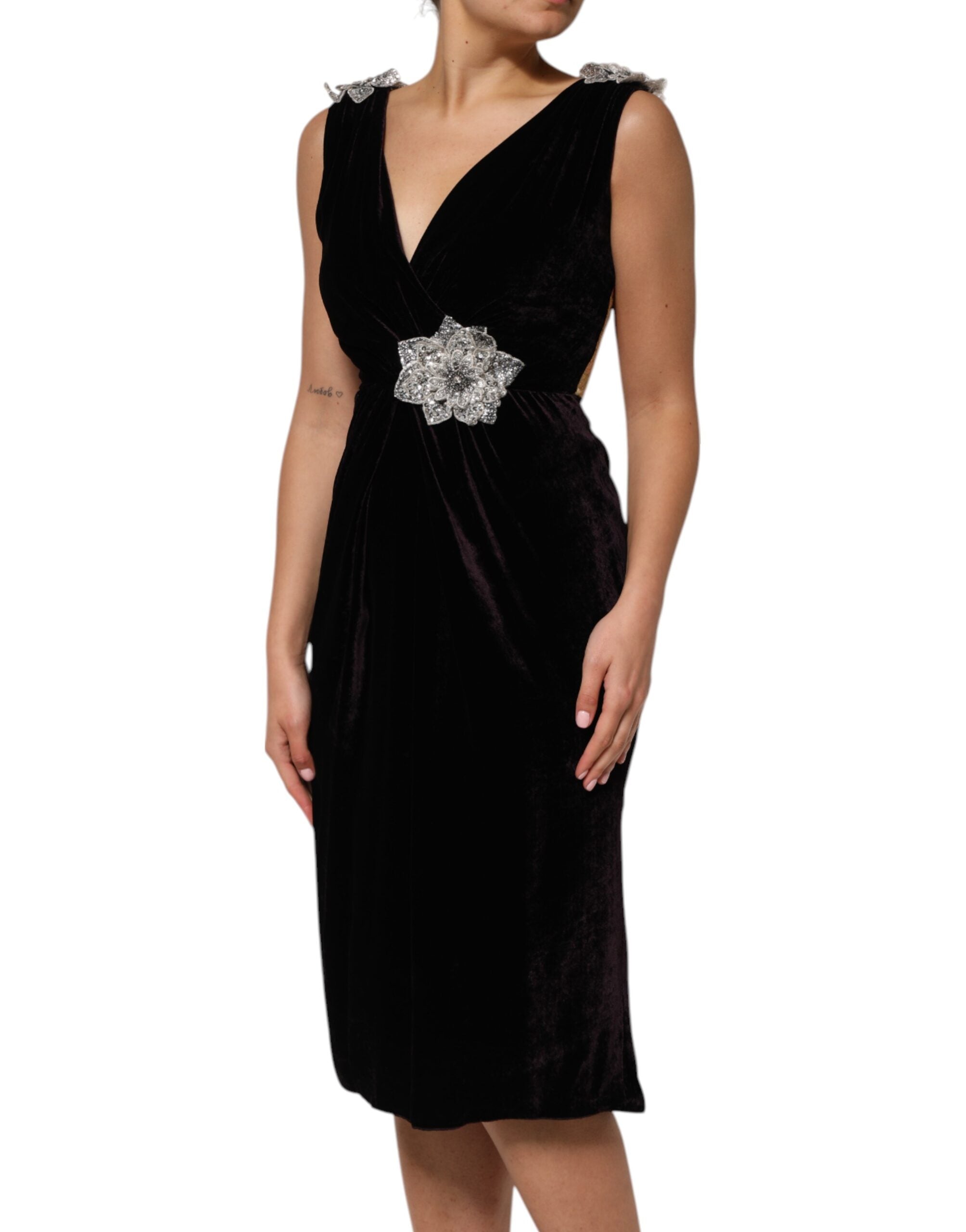 Dolce & Gabbana Schwarzes A-Linien-Kleid aus Samt mit Blumenapplikationen
