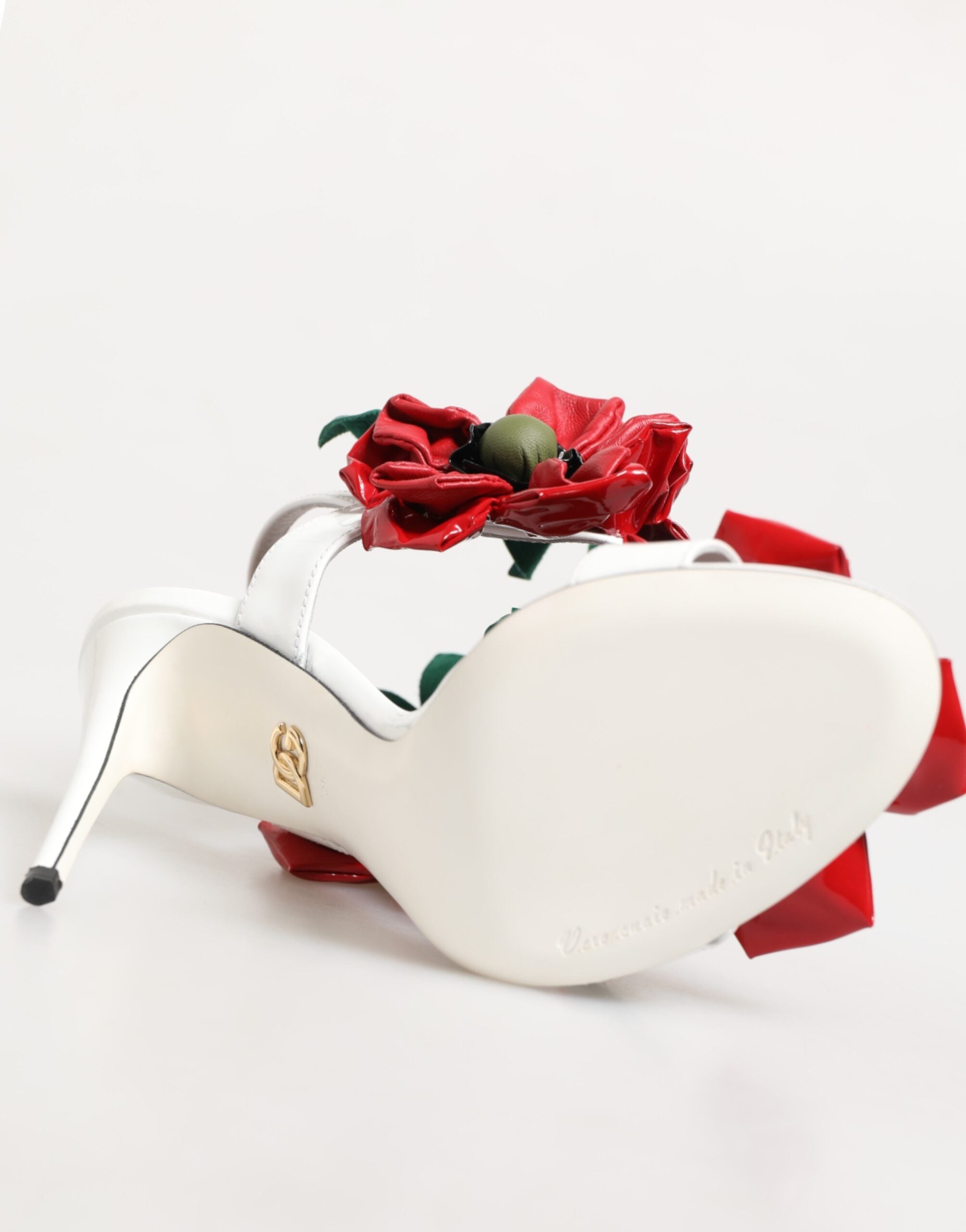 Dolce & Gabbana Weiße Sandalen mit roten floralen Details