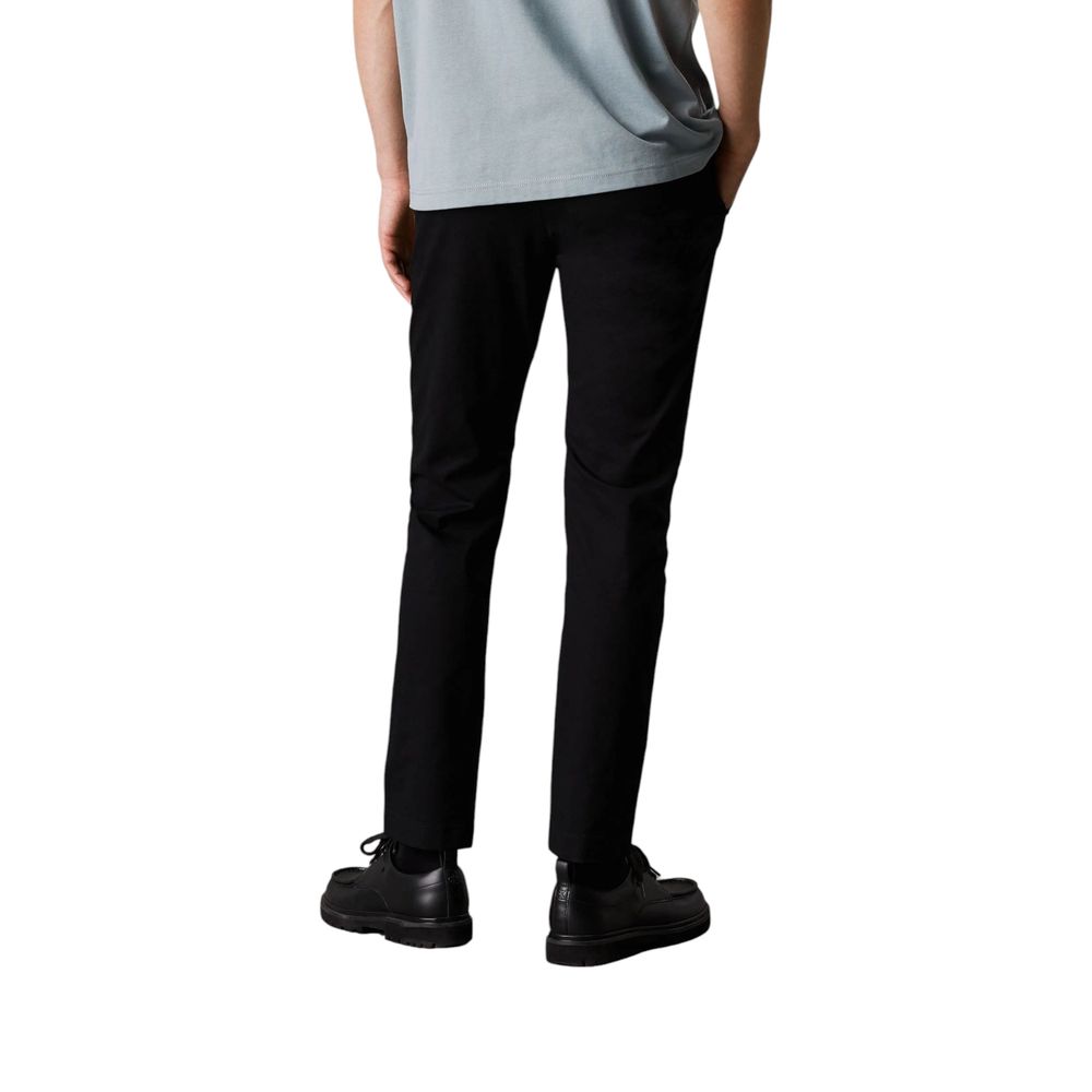 Calvin Klein Jeans Schwarze Chino-Hose aus recycelter Baumwolle