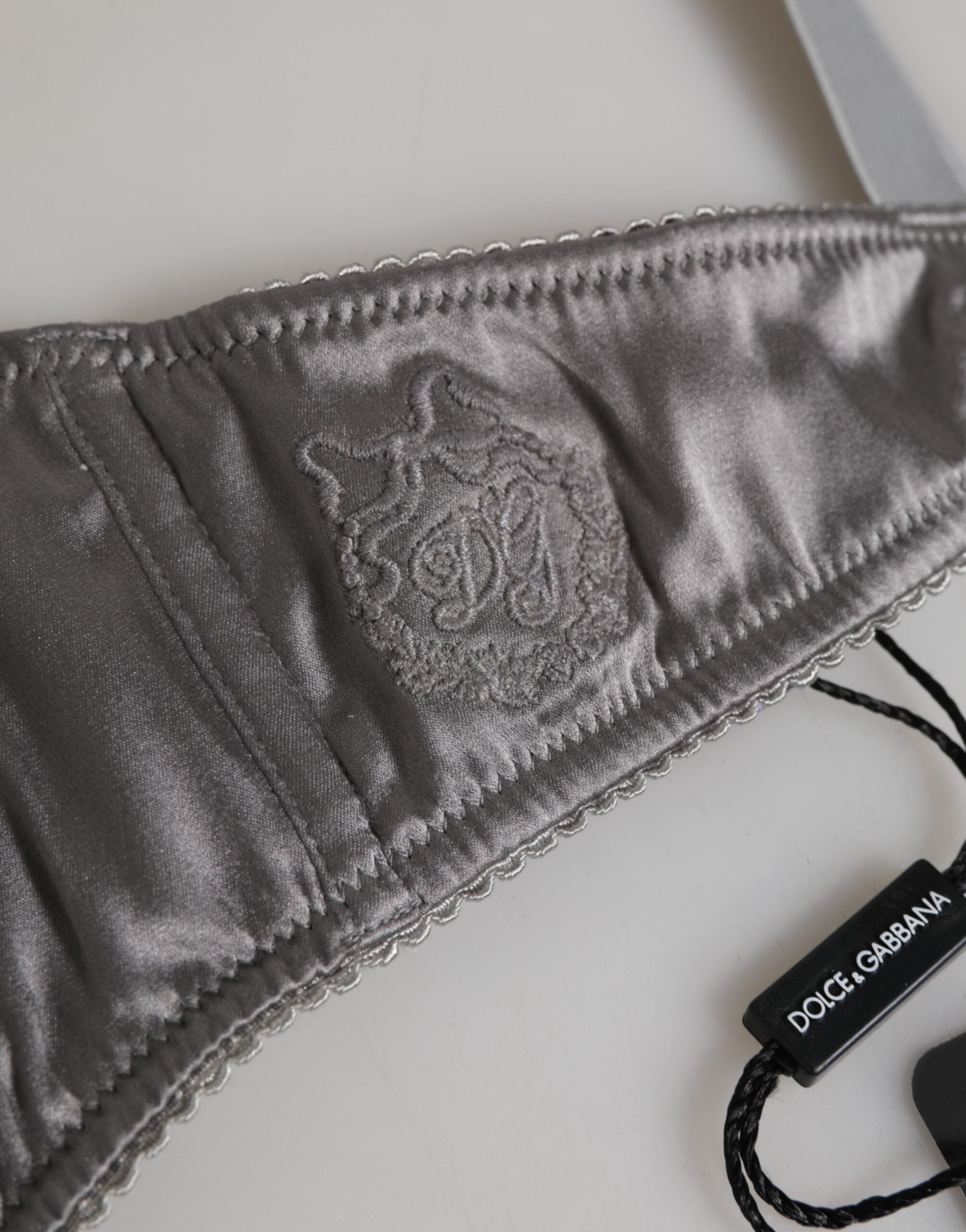 Dolce & Gabbana Grauer Seiden-Balconette-BH mit Bügel Unterwäsche