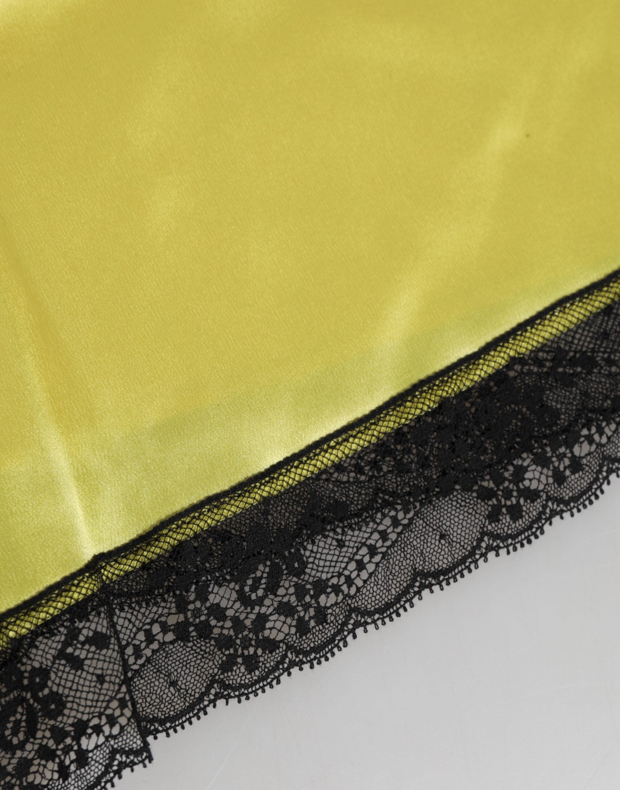 Dolce & Gabbana Gelbe Satinseide Mid Waist Unterwäsche-Shorts