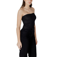Calvin Klein Jeans schwarzes Oberteil aus recycelter Baumwolle