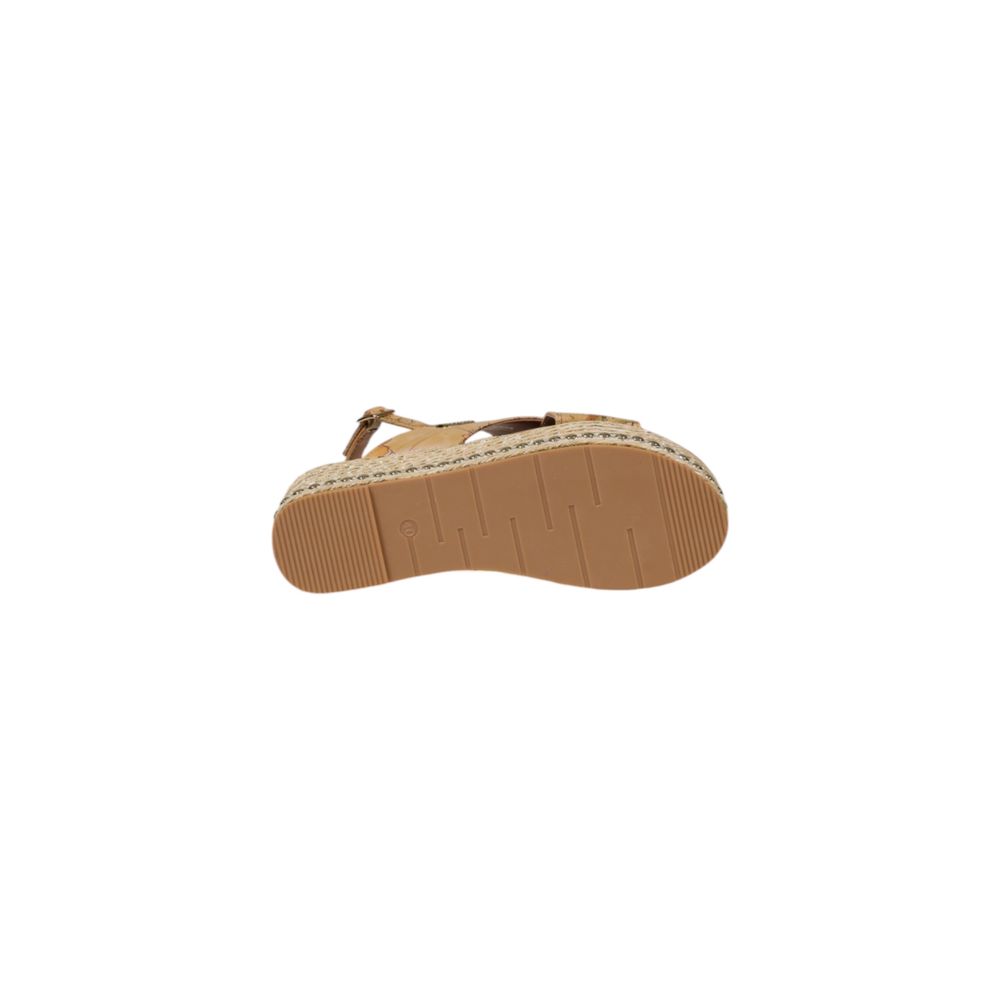 Alviero Martini Prima Classe Beige Polyethyleen Plateau Sandalen