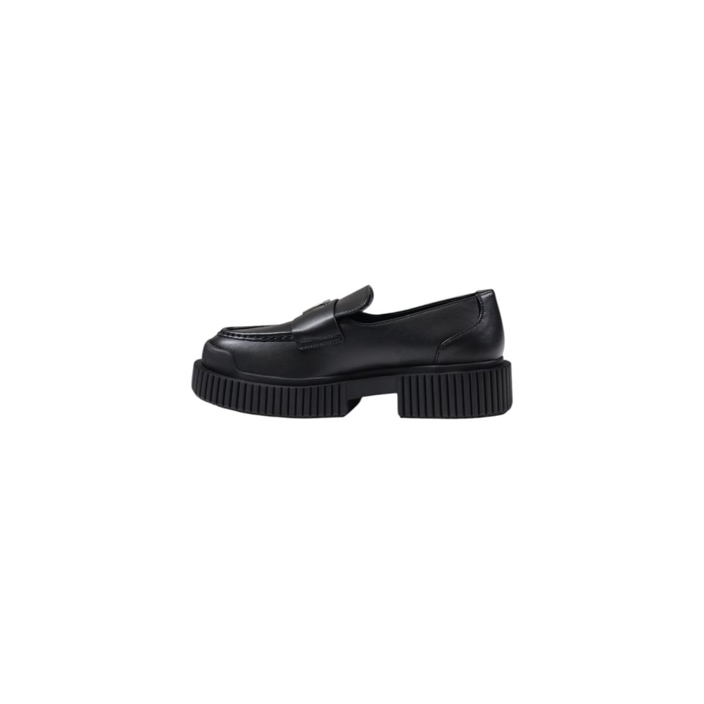 Armani Exchange Plateaupumps aus schwarzem Leder