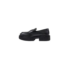 Armani Exchange Plateaupumps aus schwarzem Leder