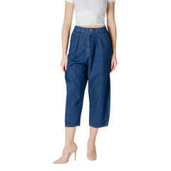 Nur Jeans aus blauer Baumwolle