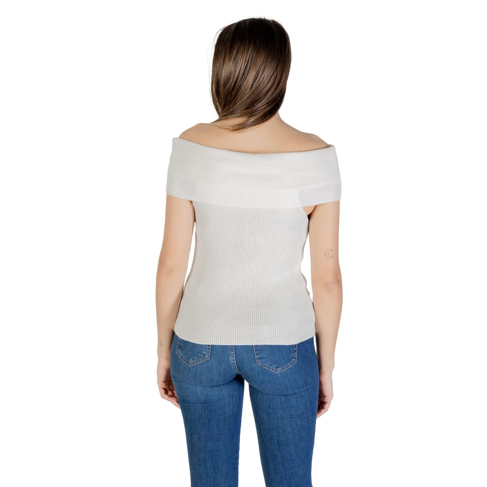 Nur weißes Polyester-T-Shirt