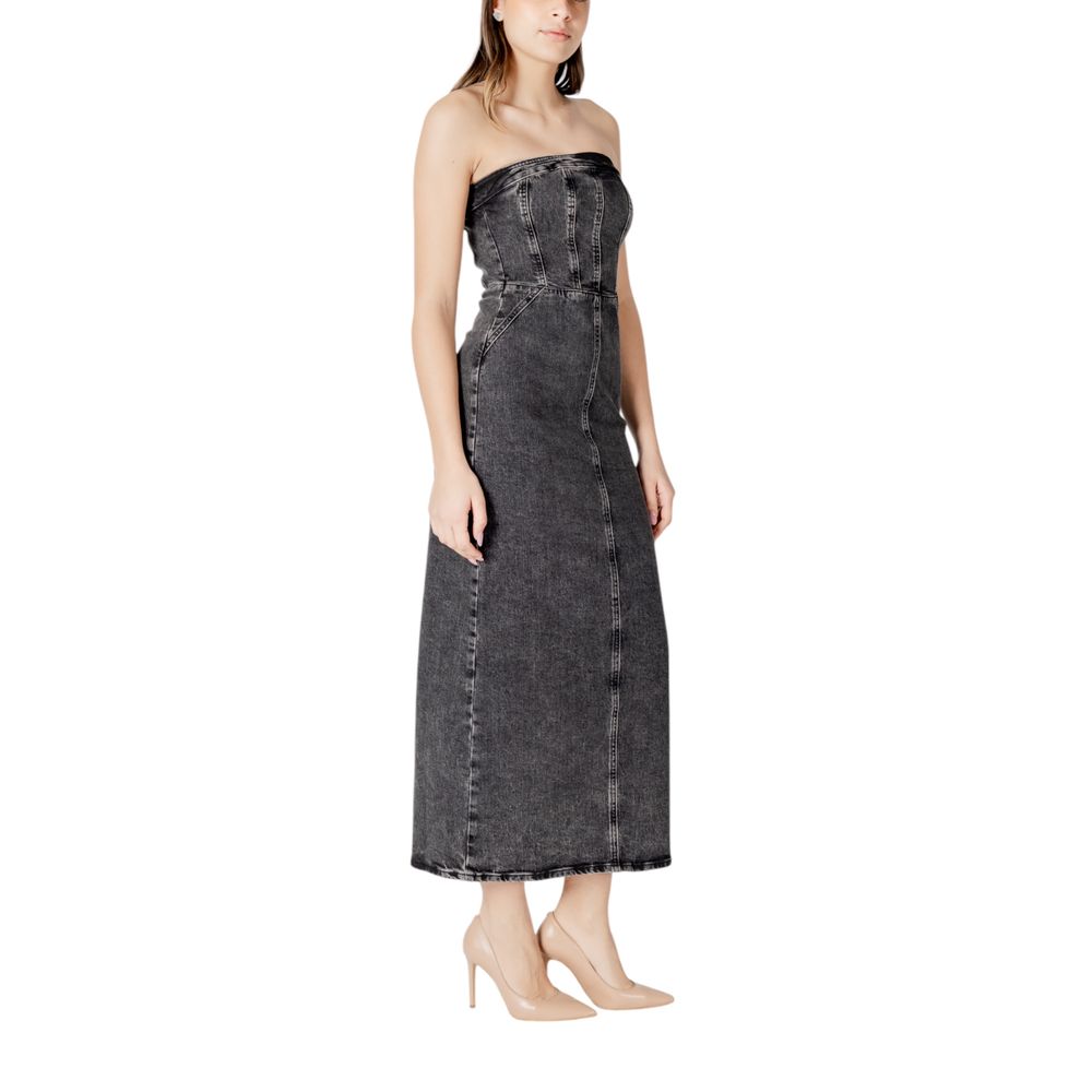 ICHI Schwarzes Baumwoll-Midikleid