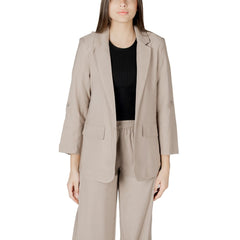 Nur beigefarbener Viskose-Blazer