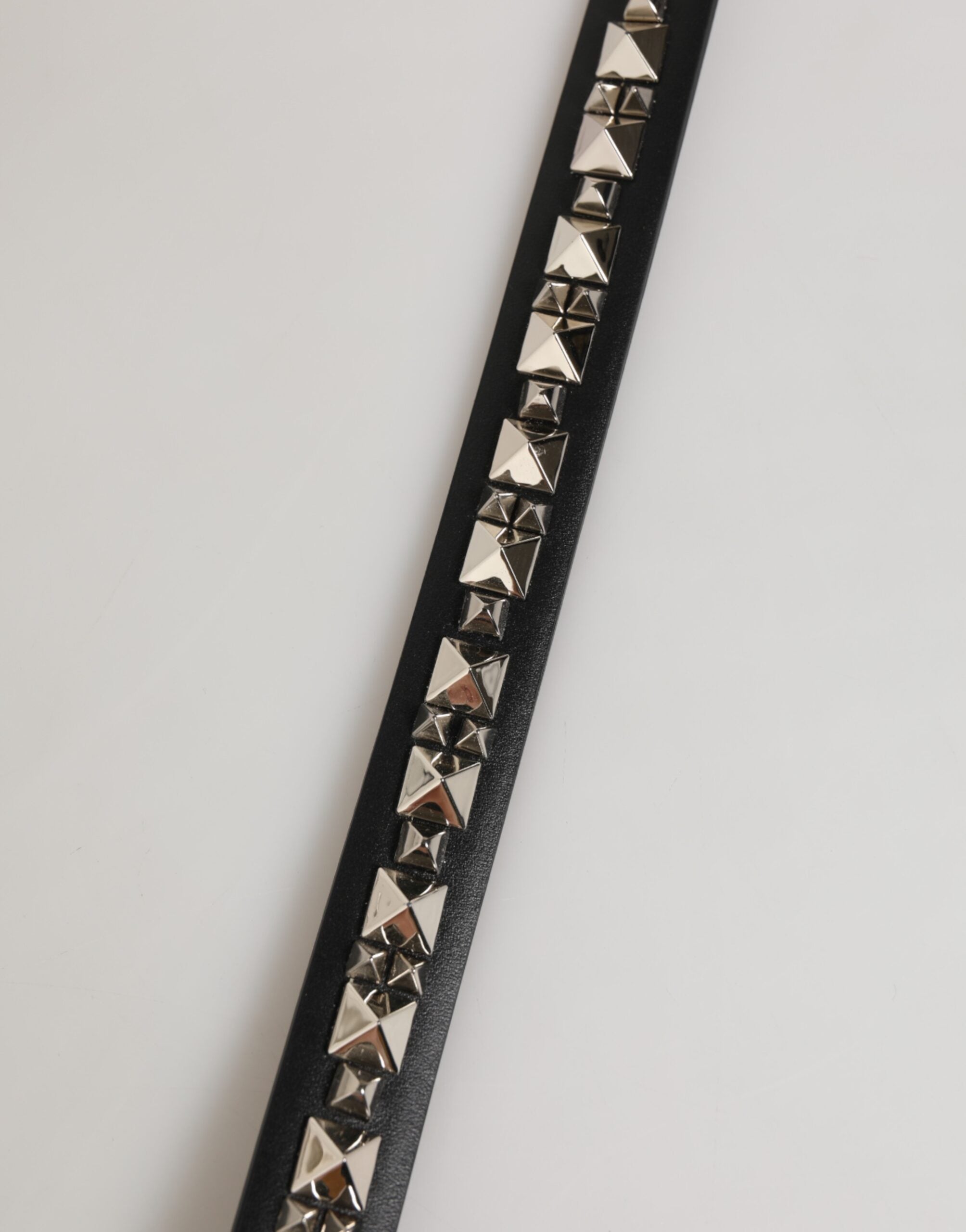Dolce & Gabbana Zwarte Leren Riem met Zilverkleurige Gesp en Studs