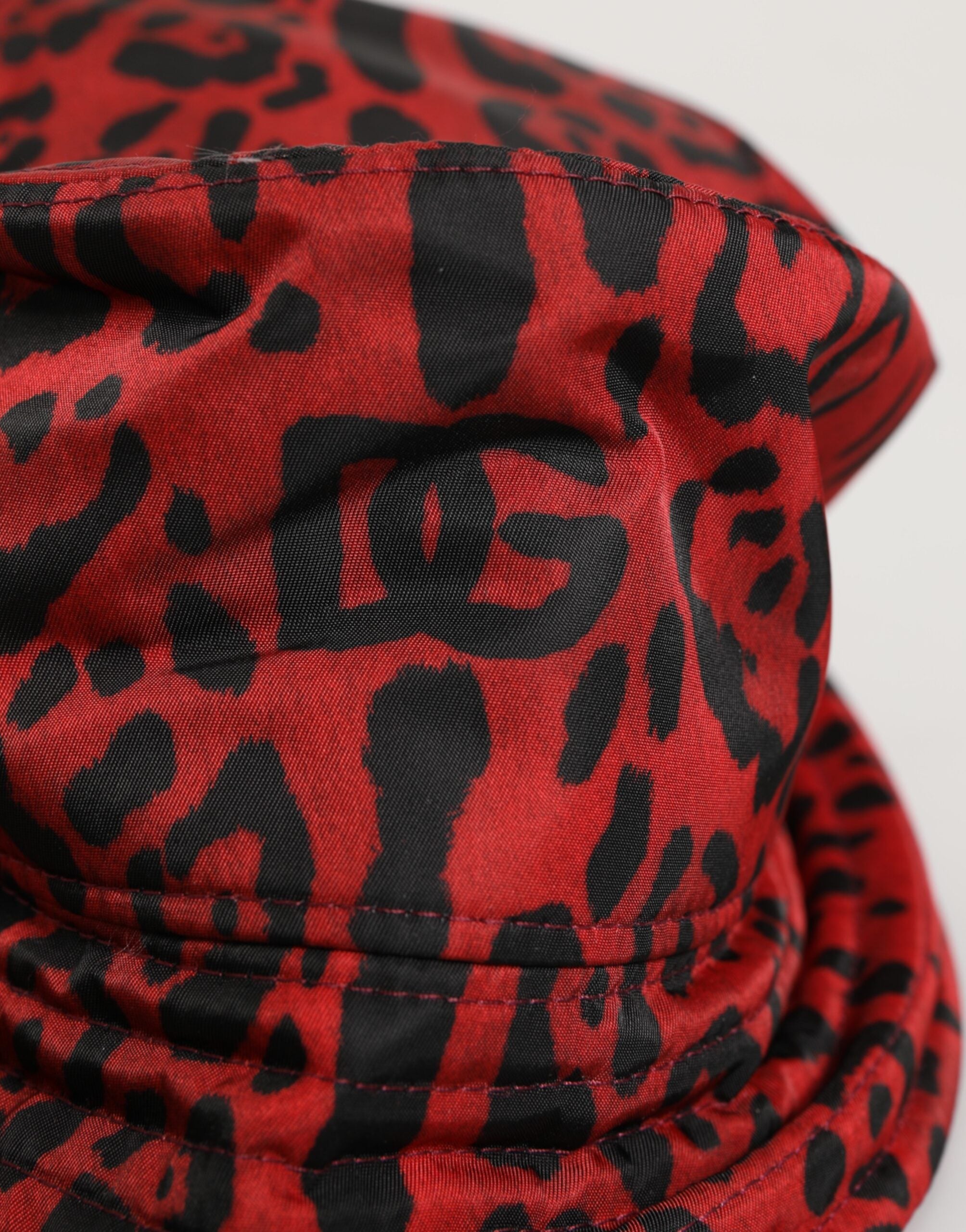 Dolce & Gabbana Rot Schwarz Nylon Leopardenmuster Fischerhut Herrenkappe