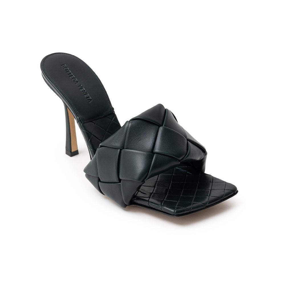 Bottega Veneta Sandaletten mit Stilettoabsatz aus grünem Leder
