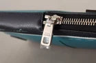 Dolce & Gabbana Blaue Leder Umhängetasche mit Handytasche und Kartenfächern
