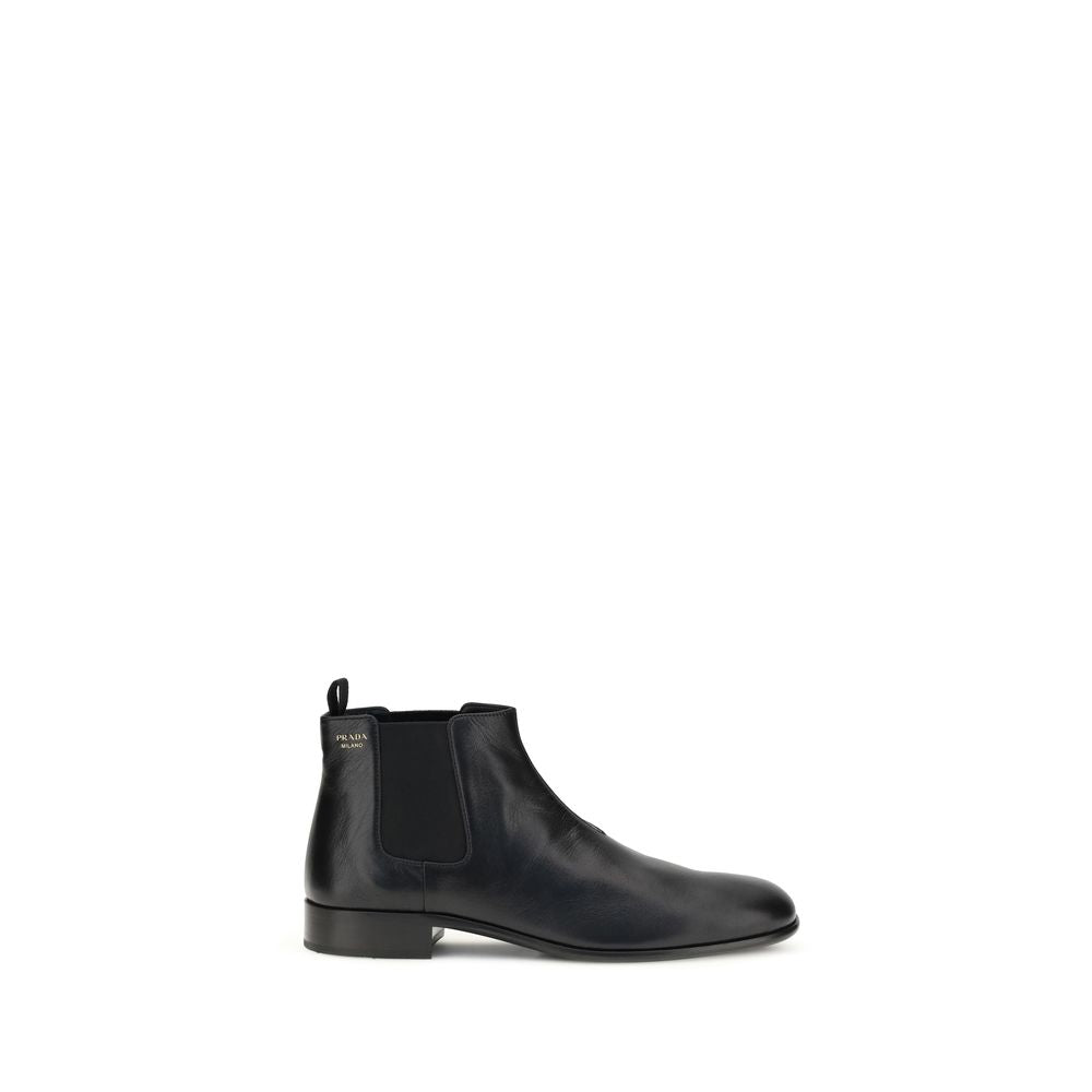 Prada Ankle Boots aus schwarzem Ziegenleder