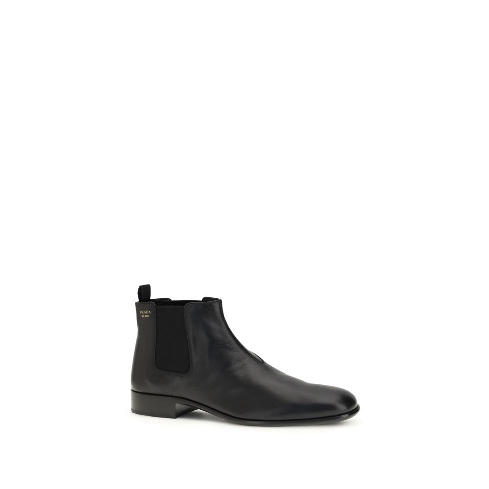 Prada Ankle Boots aus schwarzem Ziegenleder