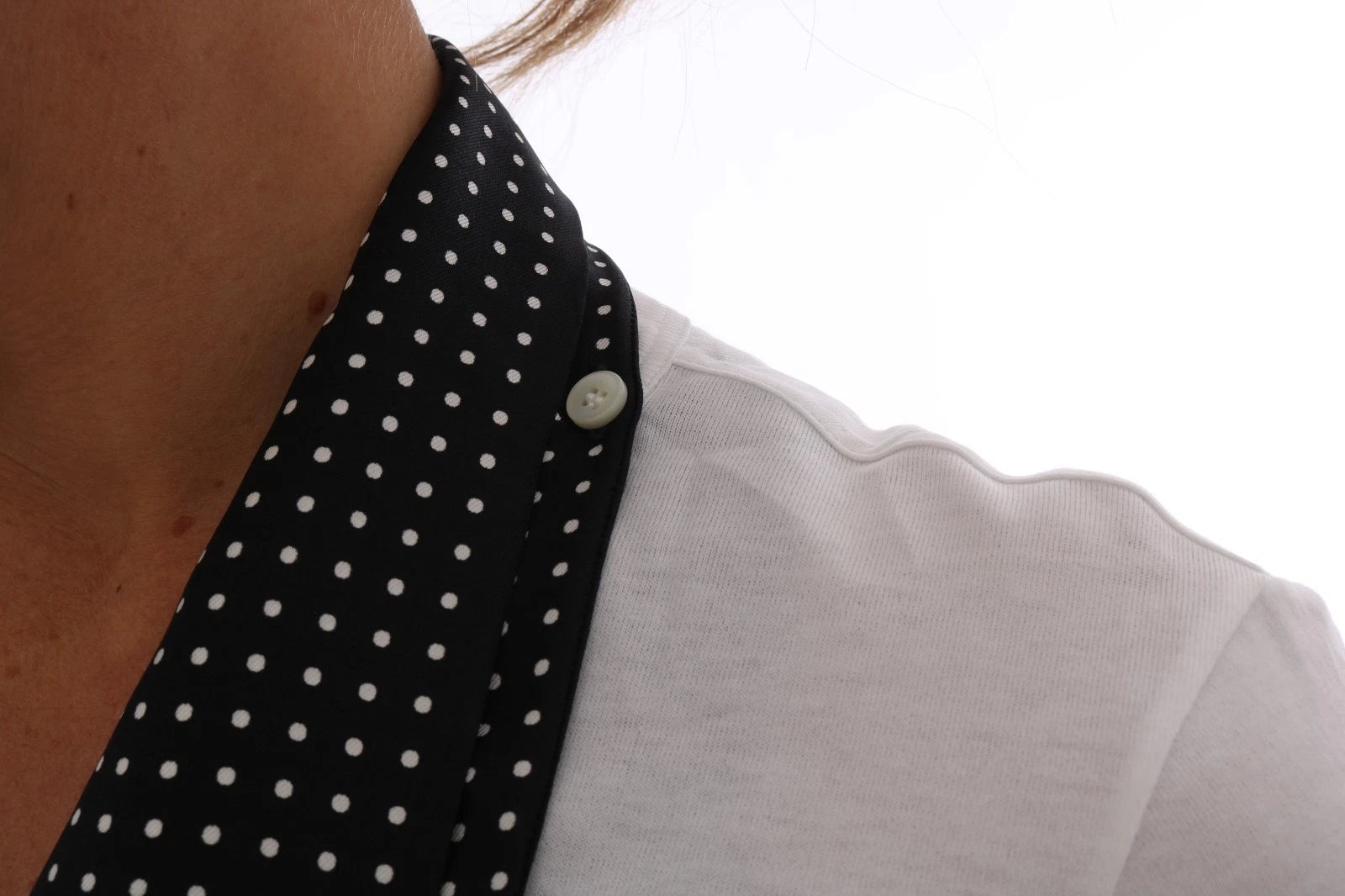 Dolce & Gabbana Weißes Baumwoll-T-Shirt mit schwarzem Seidenschal-Oberteil