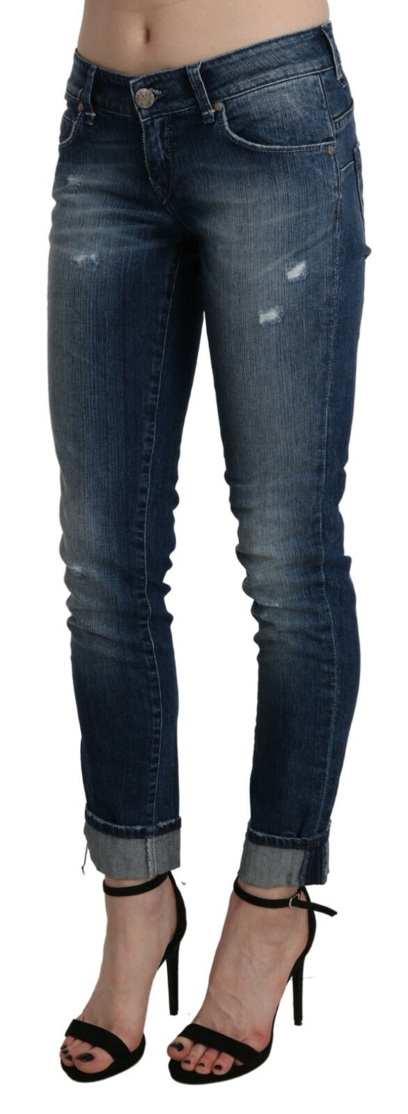 Acht baumwollene, hellblaue, ausgewaschene, tief sitzende Skinny Cropped Jeans
