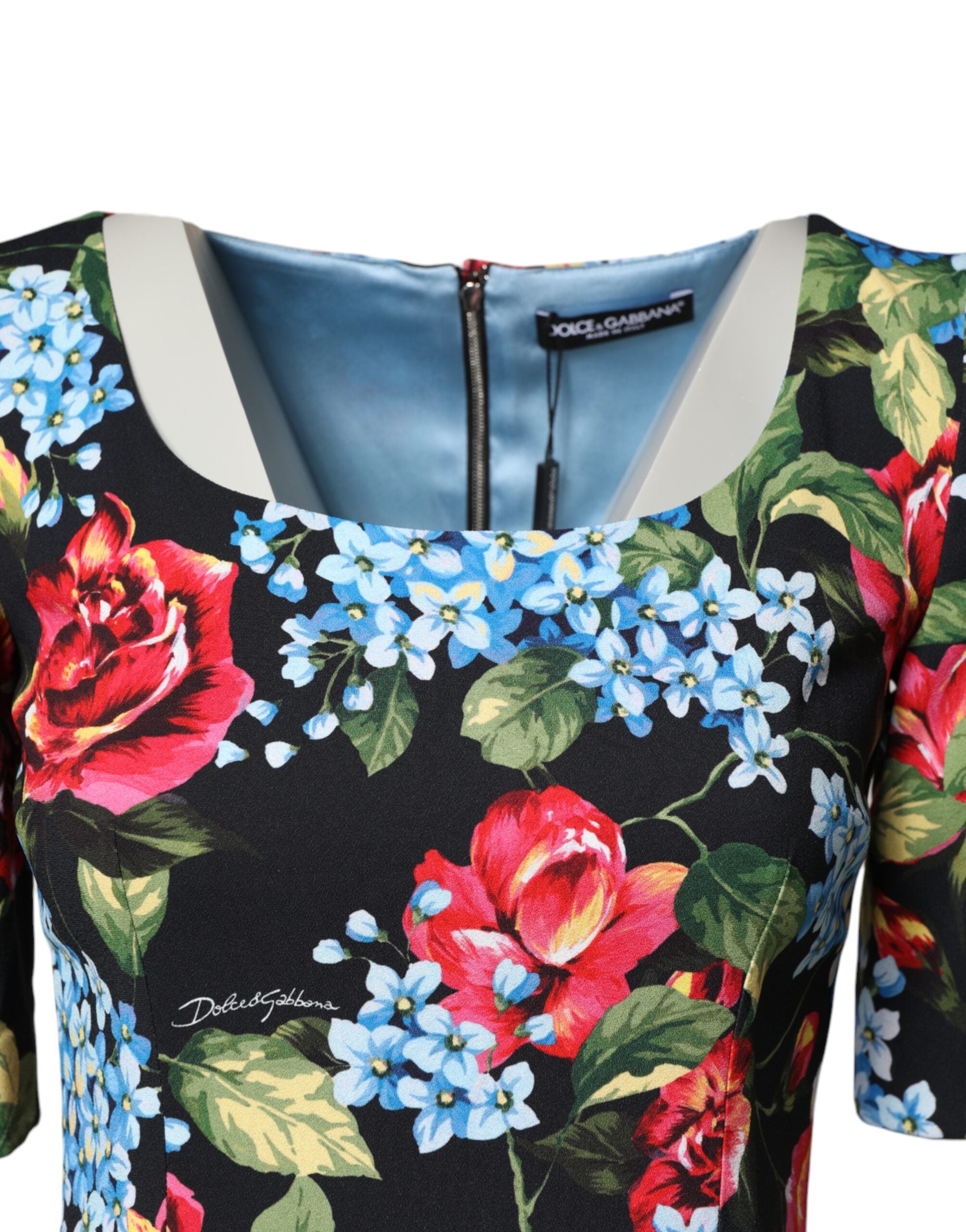 Dolce & Gabbana Schwarzes Etui-Midikleid aus Viskose mit Blumenmuster