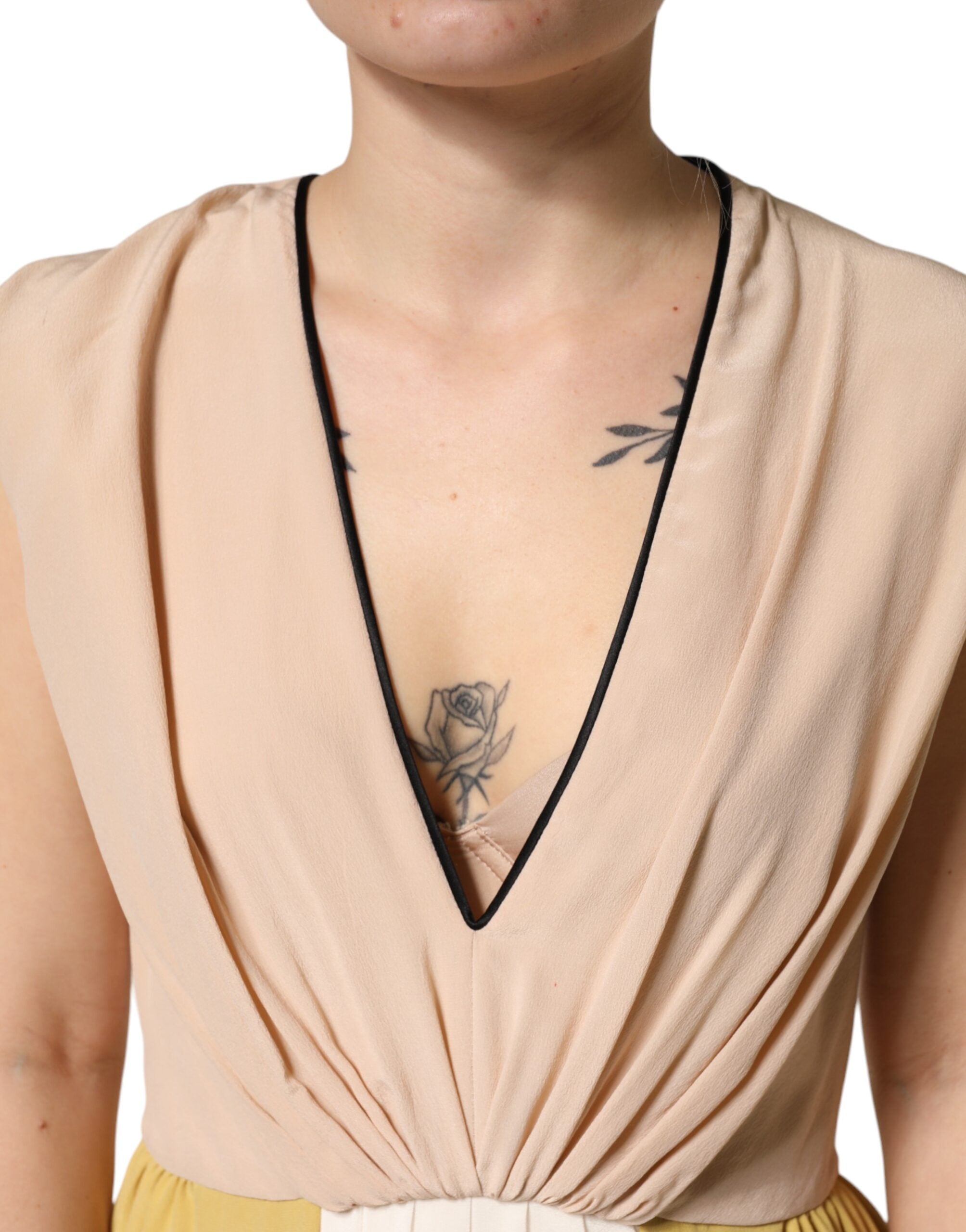 FILOS Mehrfarbiges Seidenkleid mit tiefem V-Ausschnitt, ärmellos, knielang